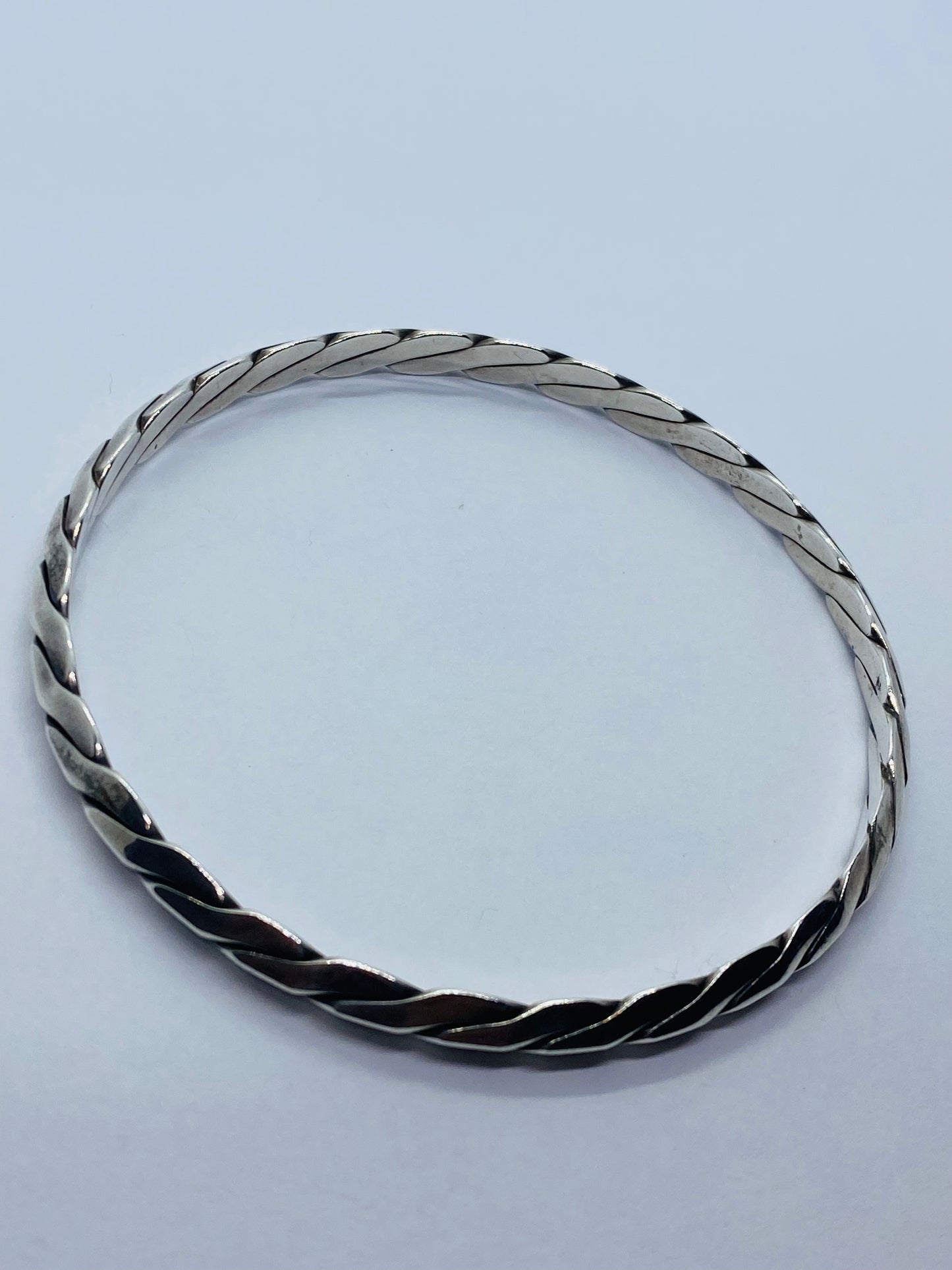 Tiffany & Co. Sterling Silver 925 Twist Braided Knife Edge Bangle Bracelet 8”