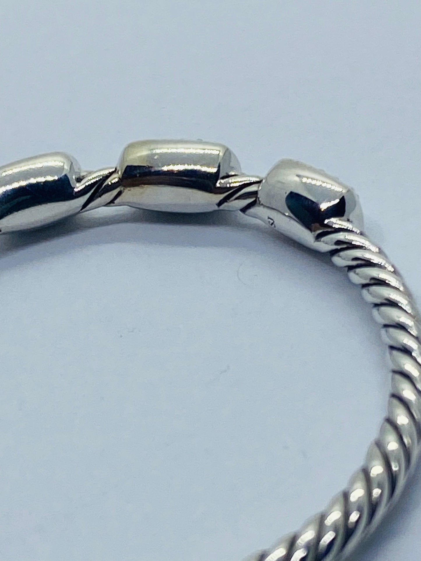 DAVID YURMAN STERLING SILVER 1.25'' Confetti Diamond HOOP Earring. SINGLE 1