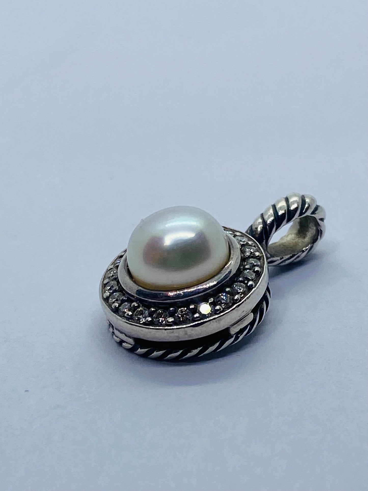 DAVID YURMAN STERLING SILVER CERISE PEARL DIAMOND HALO PENDANT 8MM Pearl