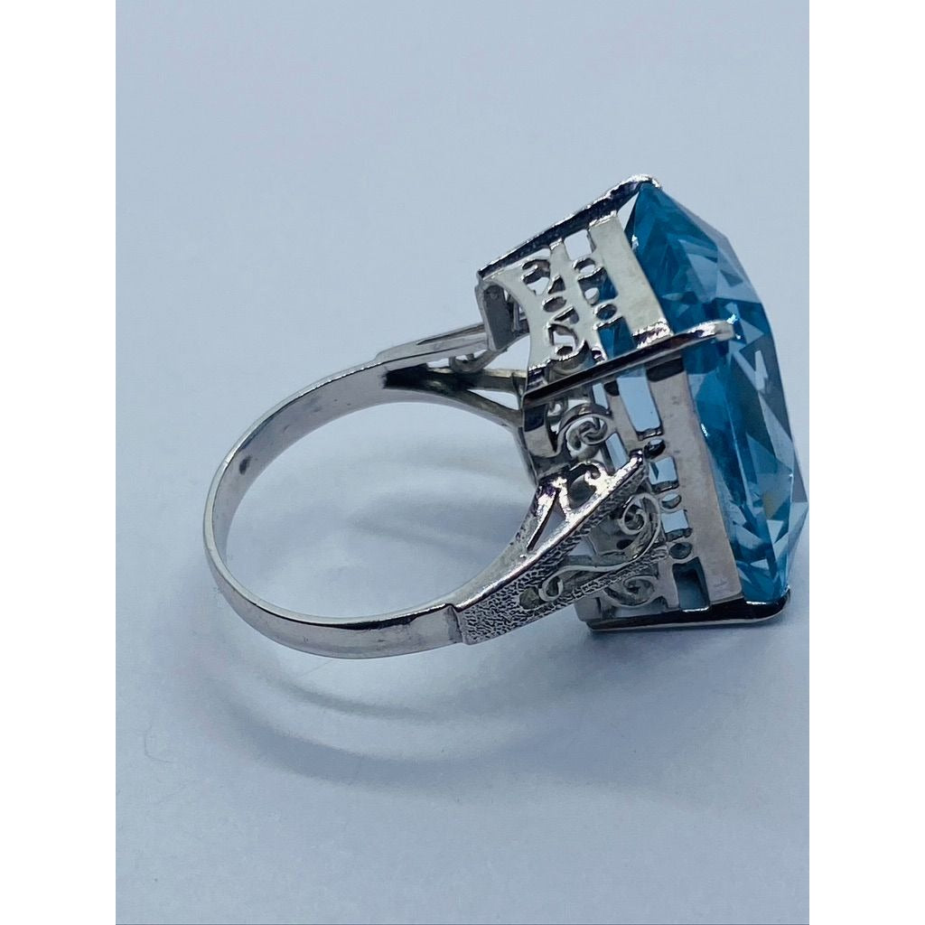 Ladies 14K White Gold Jumbo 18 x 13.5mm Aquamarine Ring