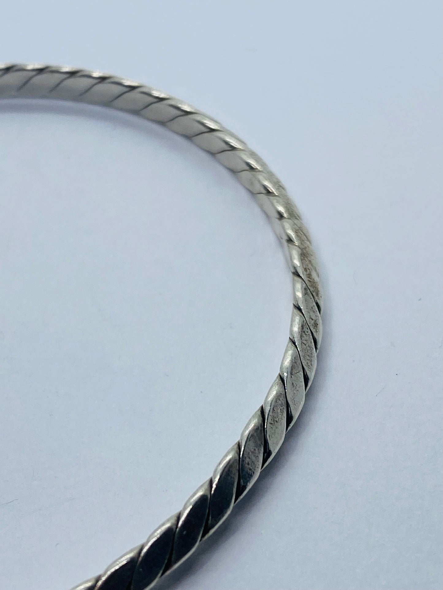 Tiffany & Co. Sterling Silver 925 Twist Braided Knife Edge Bangle Bracelet 7.75”