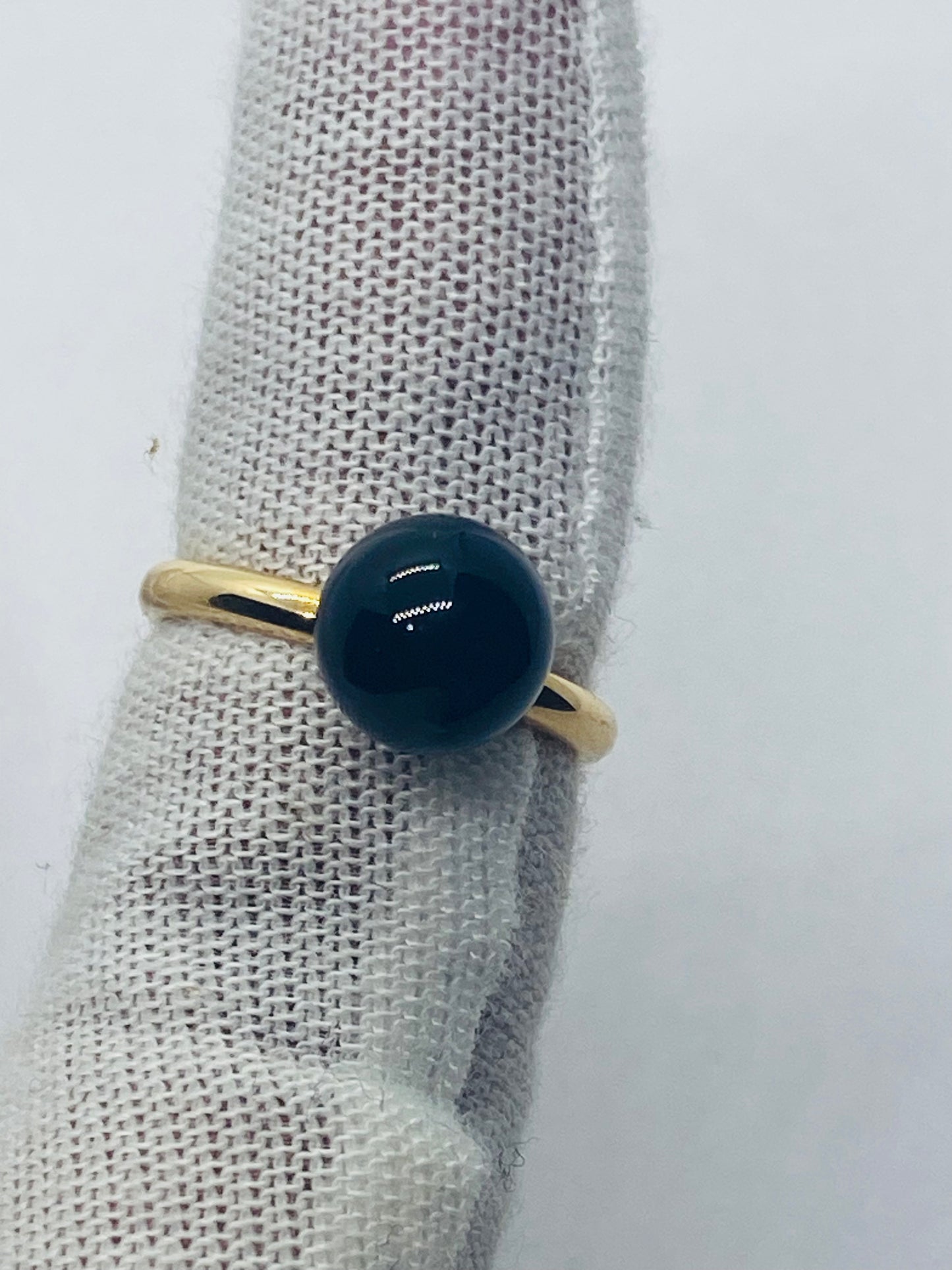 Tiffany & Co 18k Rose Gold Onyx Bead Ring Hardwear Size 4, 7.5mm Onyx Ball Pouch