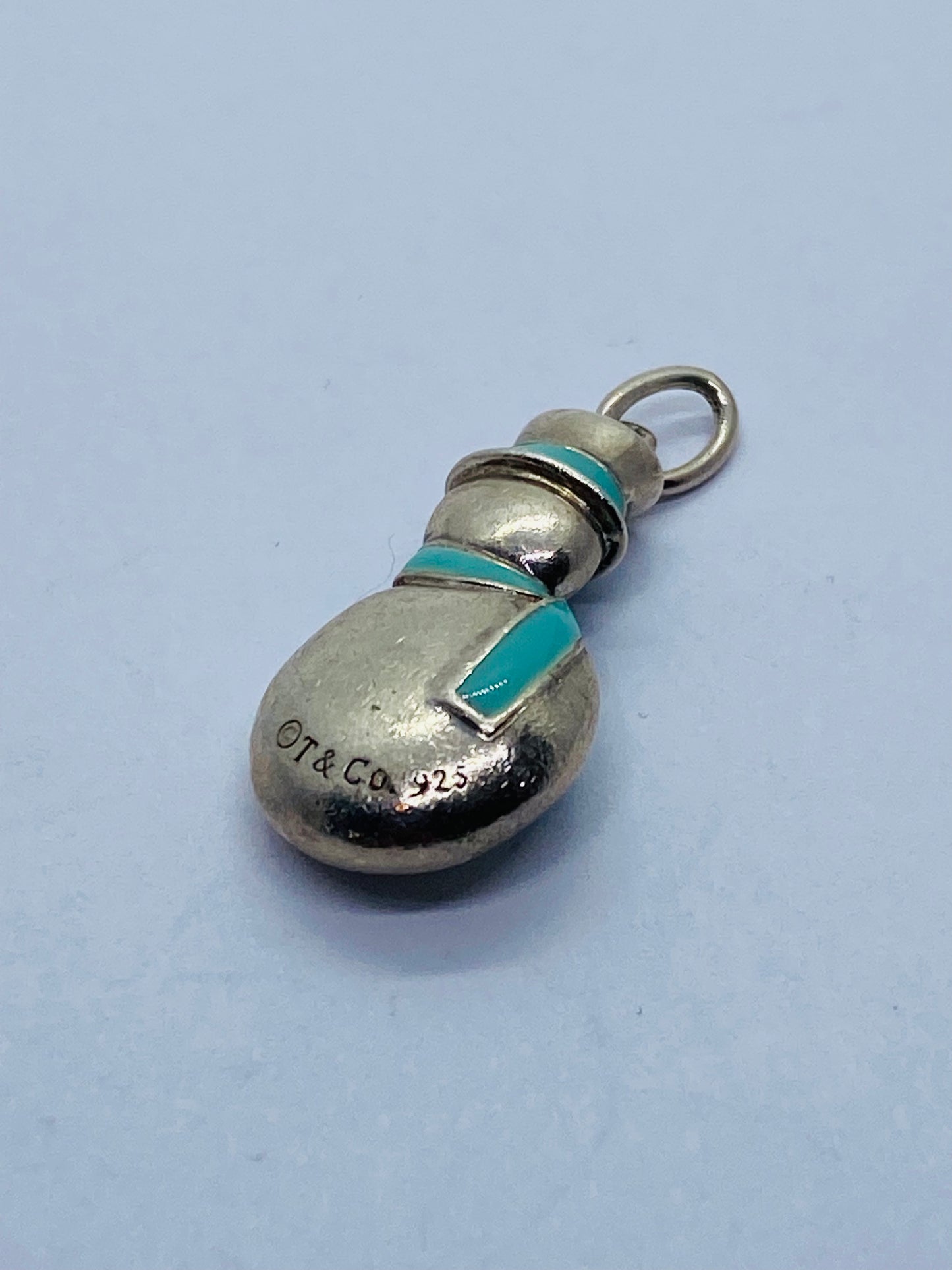 TIFFANY & CO 925 STERLING SILVER SNOWMAN ENAMEL SCARF CHARM RETIRED RARE