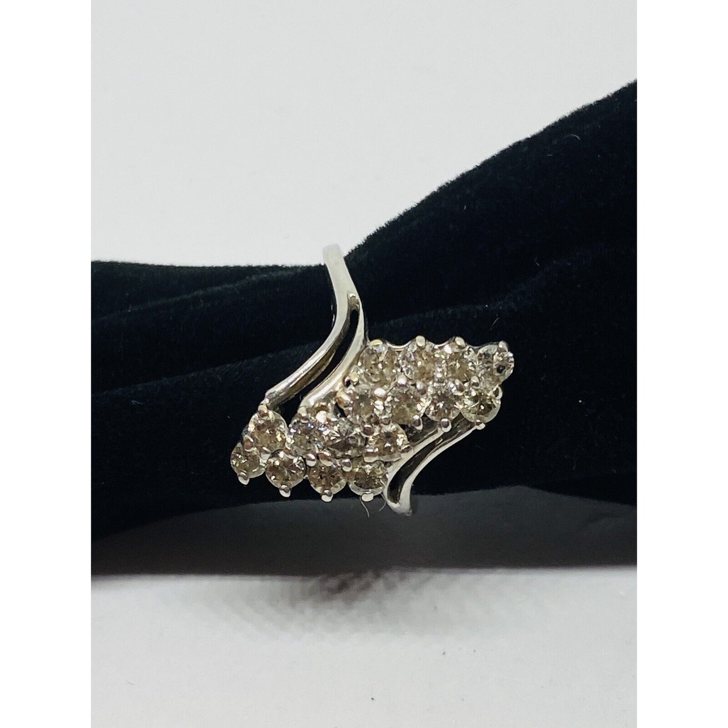 Vintage Estate 14k White Gold 1.28CTW Diamond Cluster Ring, Size 7.25