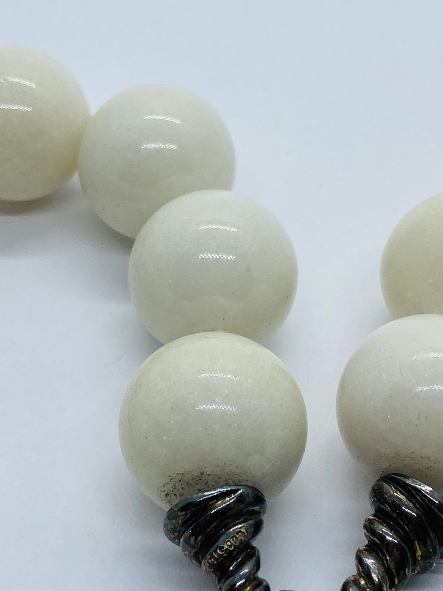 Rare Tiffany & Co. 925 Silver 18mm Bead White Dolomite 16.5” Necklace pouch Box