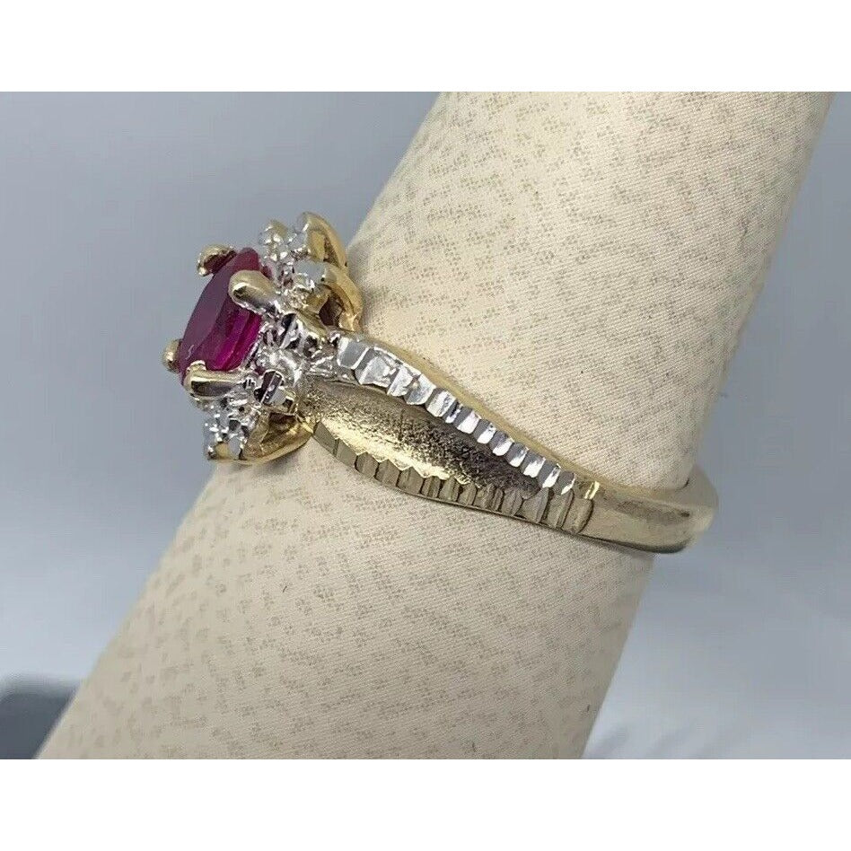 STUNNING ESTATE 14K TWO TONE VIVID RED RUBY