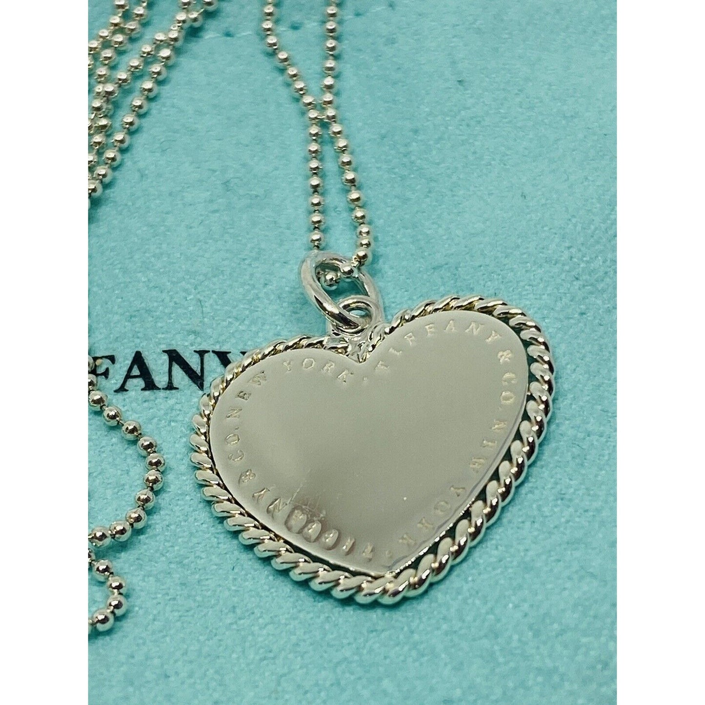 Tiffany & Co. RARE NY Twisted Heart Italy Sterling Silver Pendant Necklace BEAD