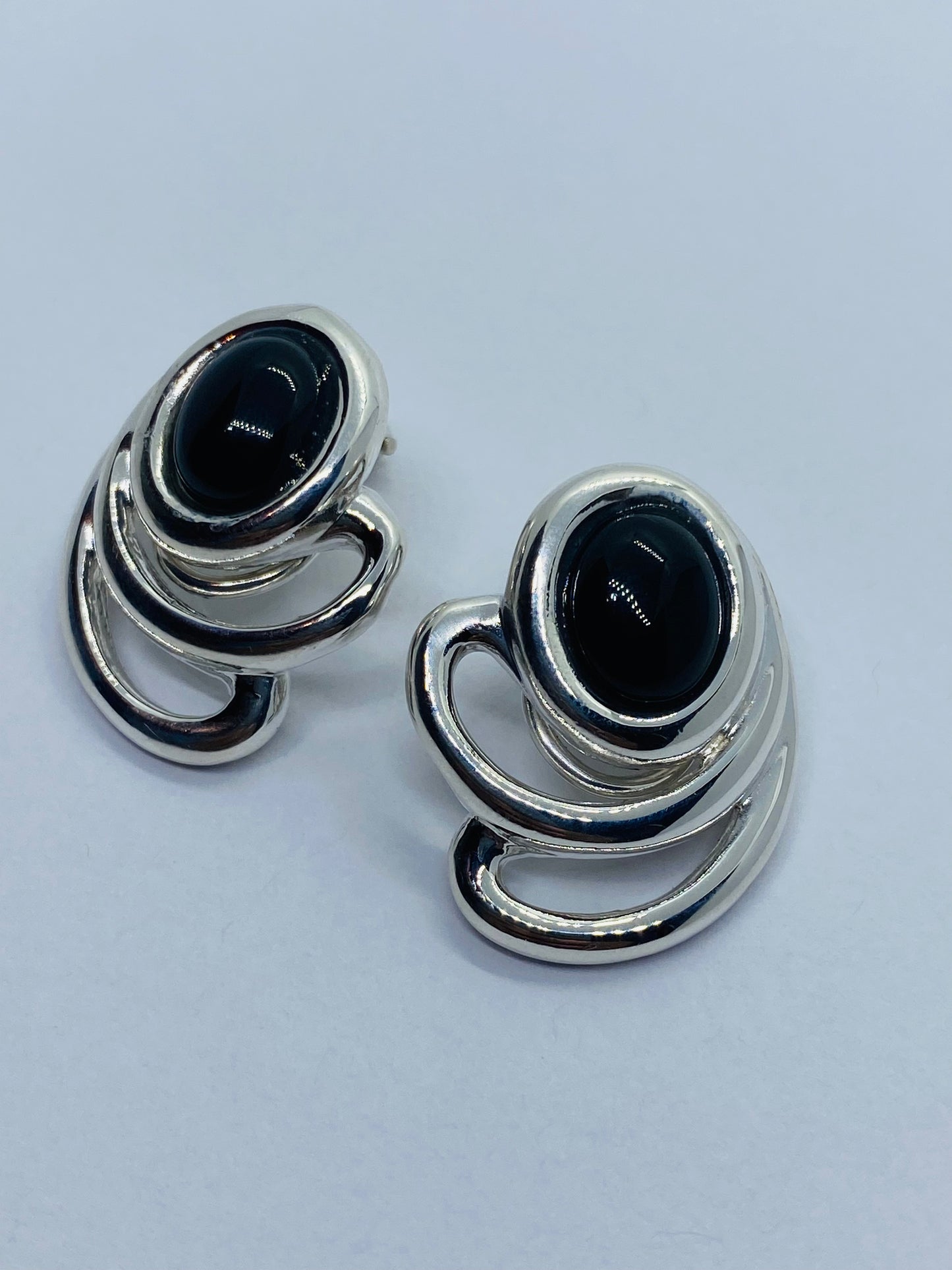 Tiffany & Co. Vintage Sterling Silver Onyx Spray Splash Clip On Earrings 1984
