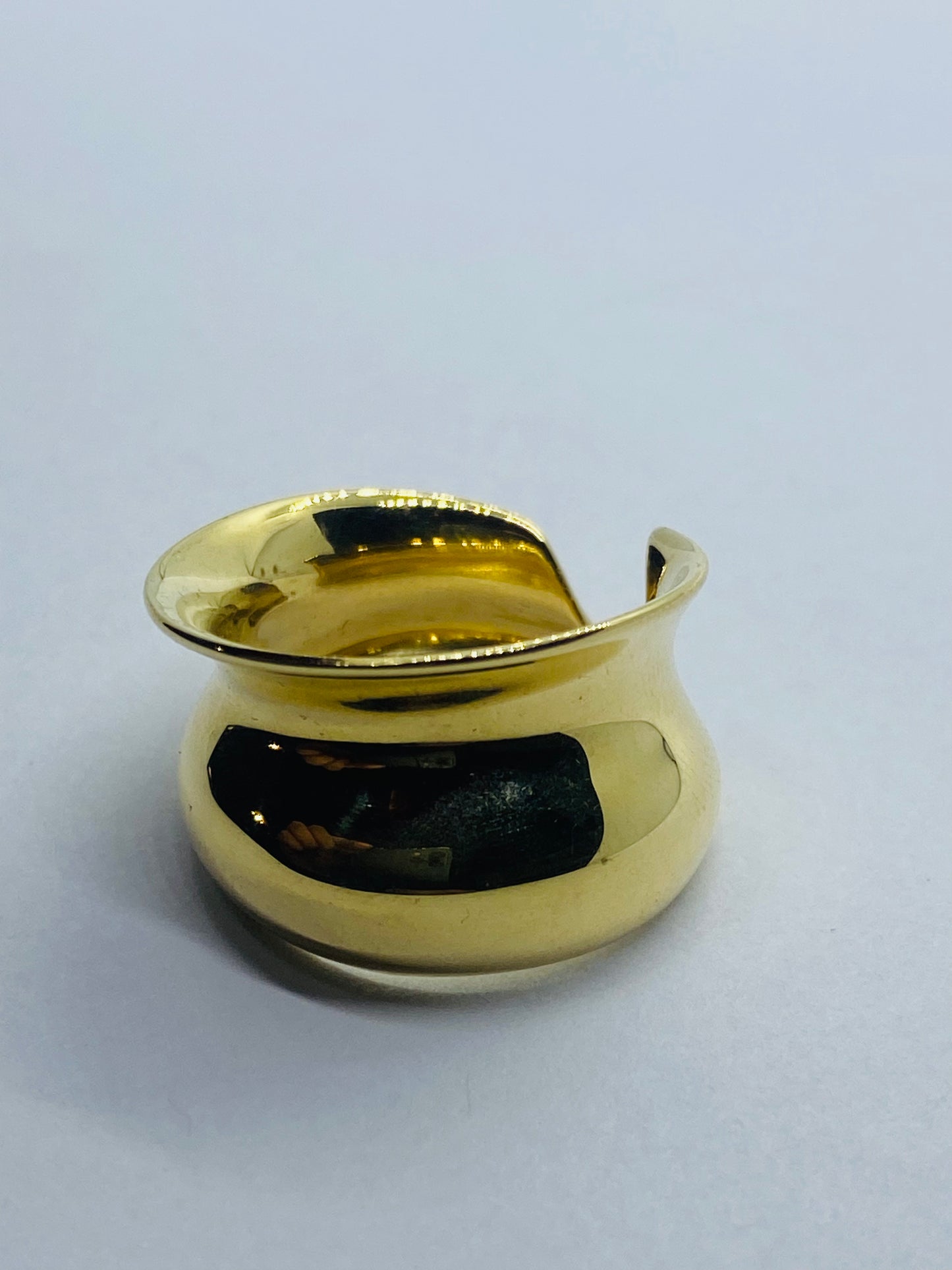 Tiffany & Co. Frank Gehry 18k Yellow Gold 750 Contour Size 6 Cuff Retired Pouch