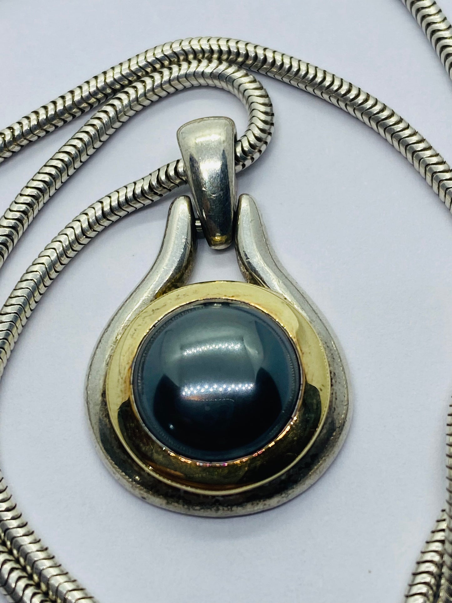 Vintage Tiffany & Co 18K Yellow Gold Silver Hematite Pendant Snake Necklace Rare