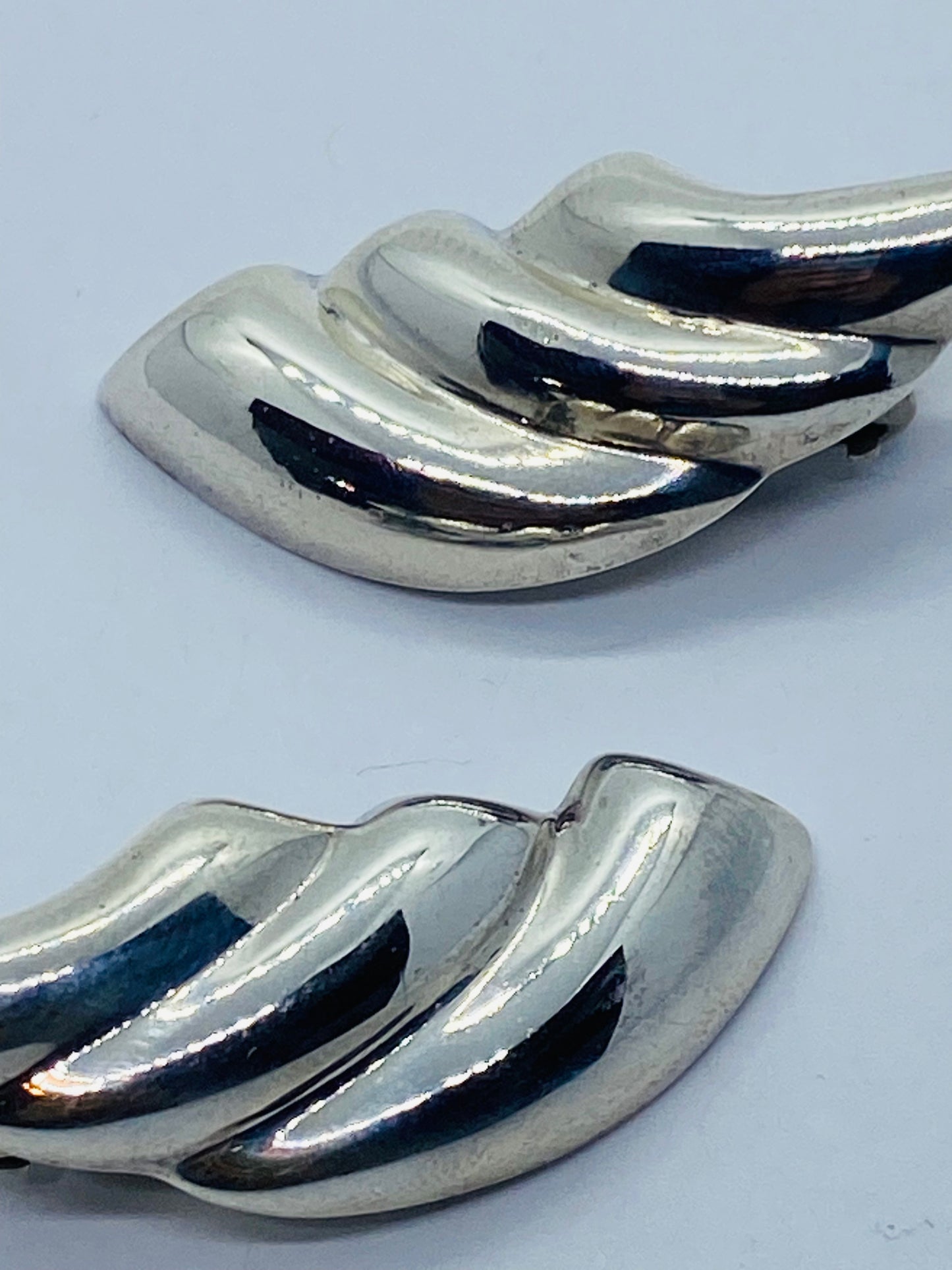 Tiffany & Co. 925 Sterling Waves or Wings Clip-On Earrings with T&Co Pouch 38MM