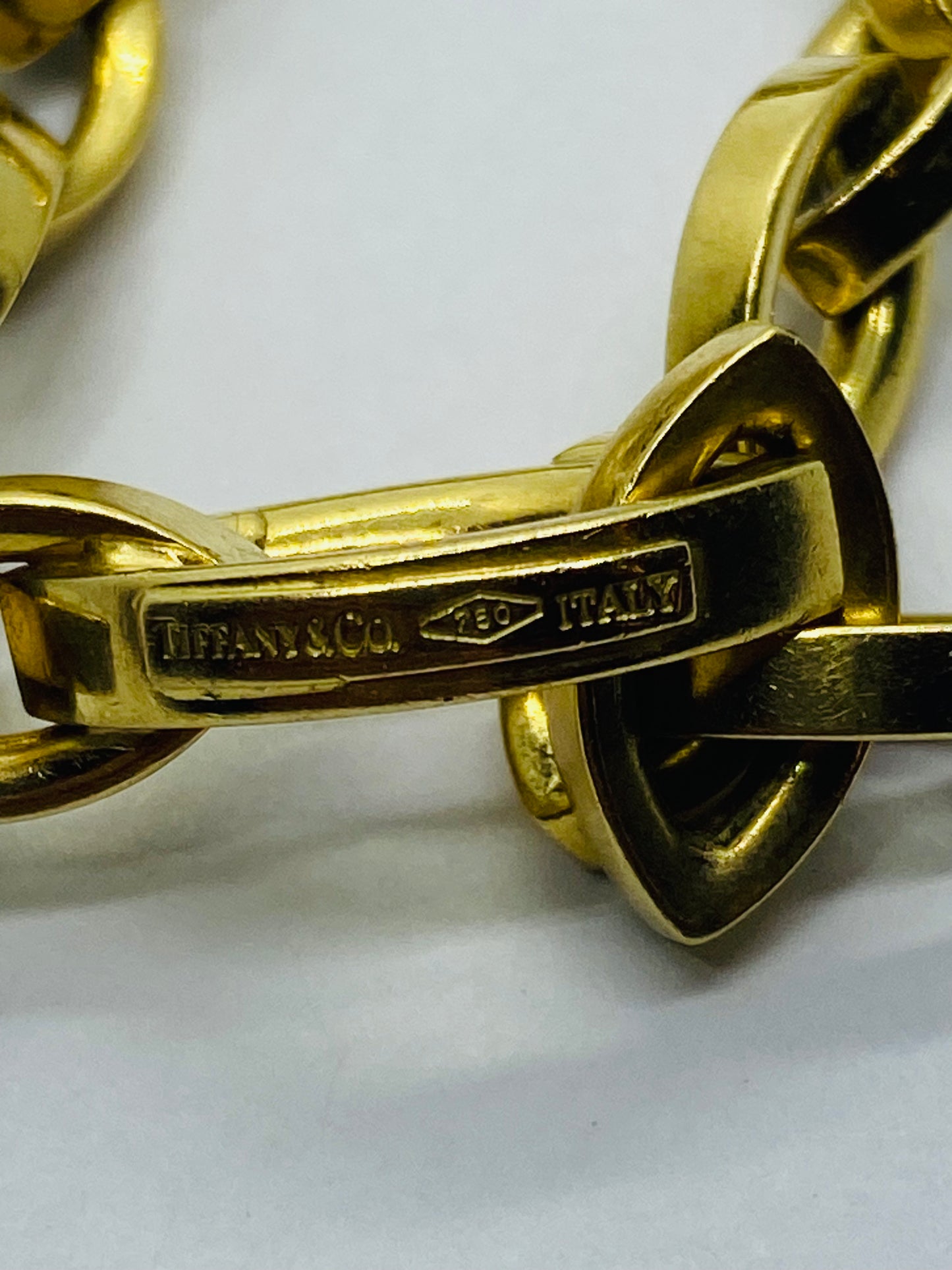 Tiffany & Co Solid 18k Yellow Gold Marquis Oval 7MM Link Bracelet 7.5” Pouch Box