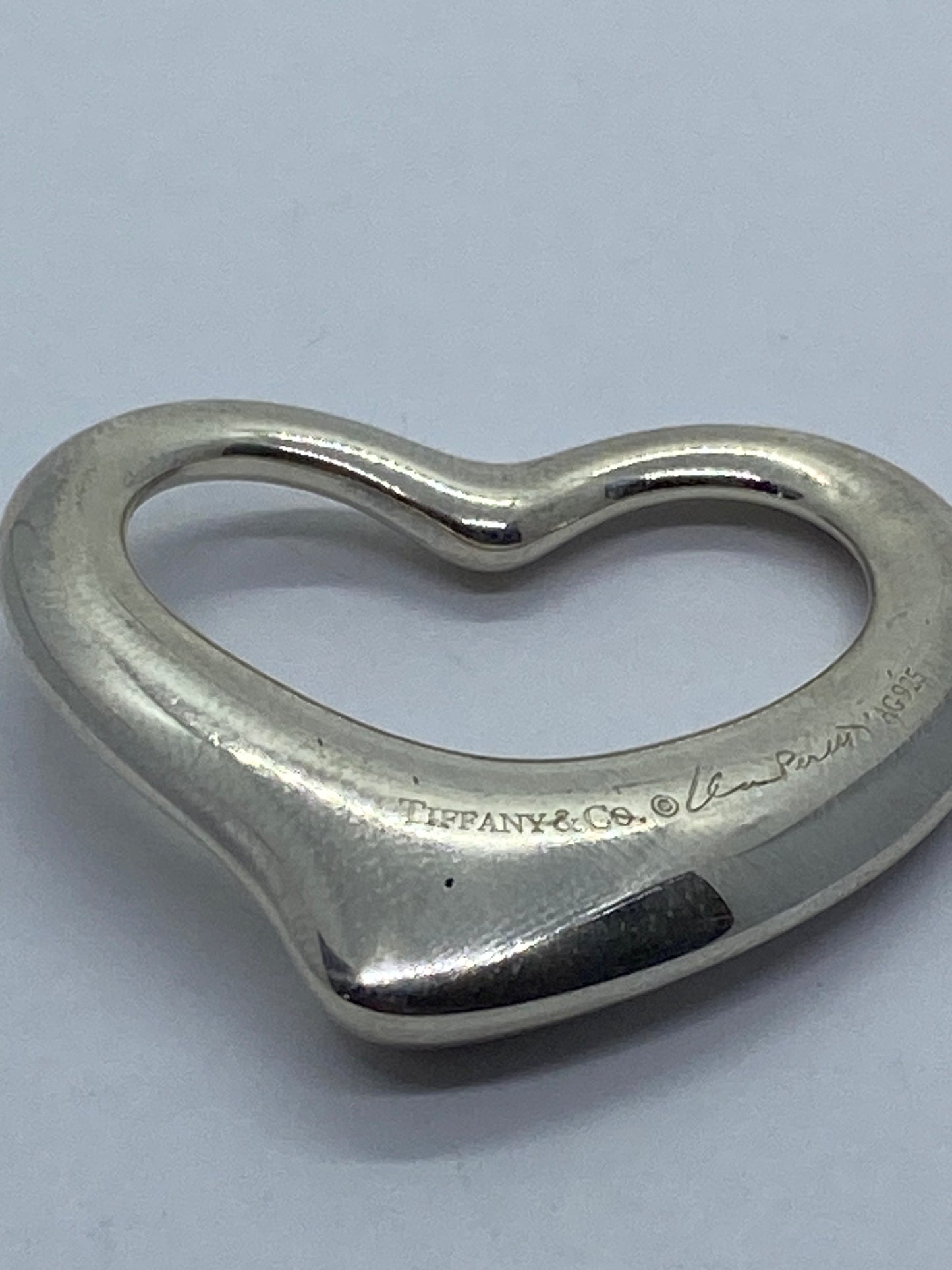 Huge Tiffany & Co. Elsa Peretti Sterling Silver XL 36mm Open Heart Pendant Pouch