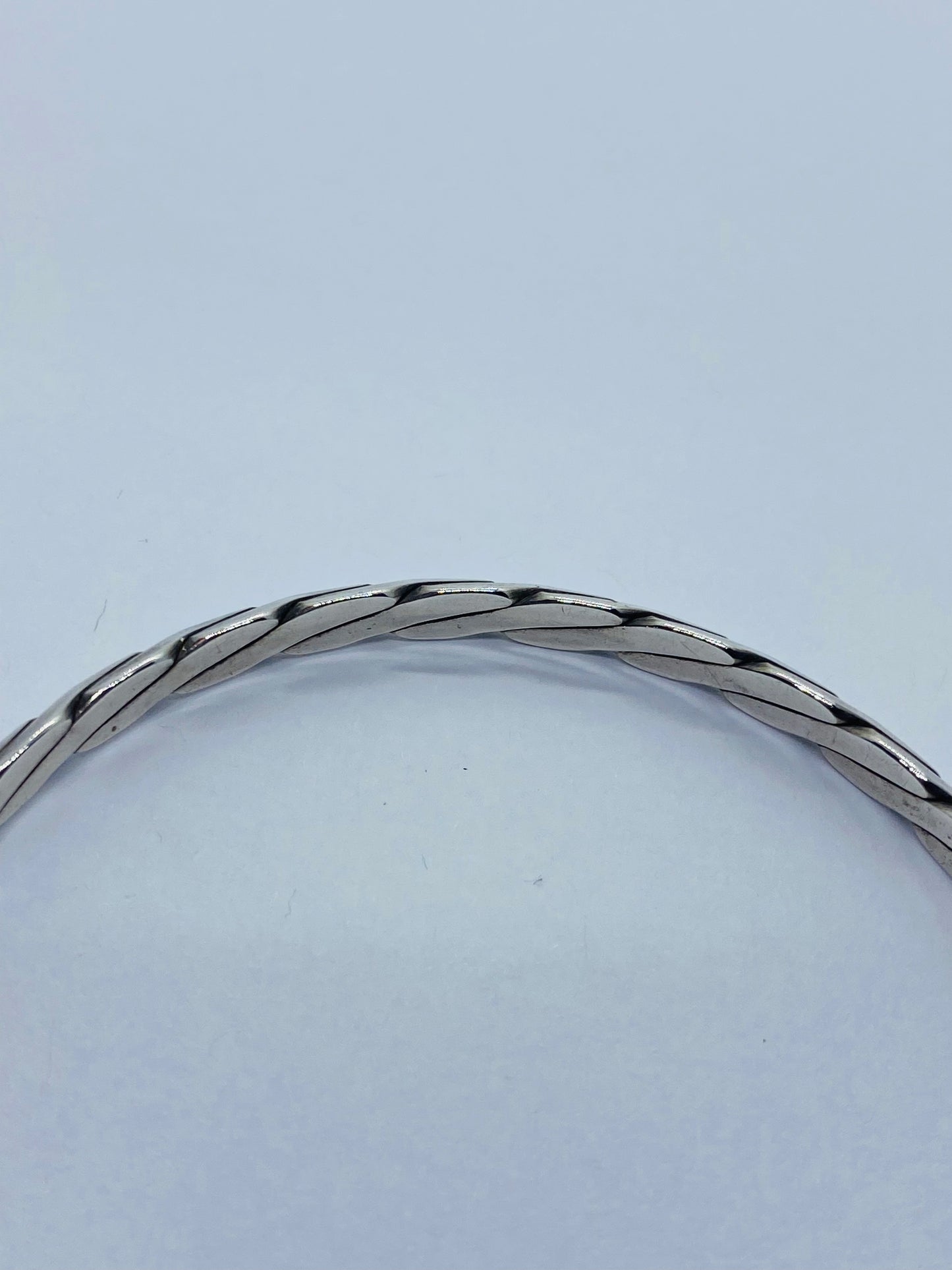 Tiffany & Co. Sterling Silver 925 Twist Braided Knife Edge Bangle Bracelet 8”