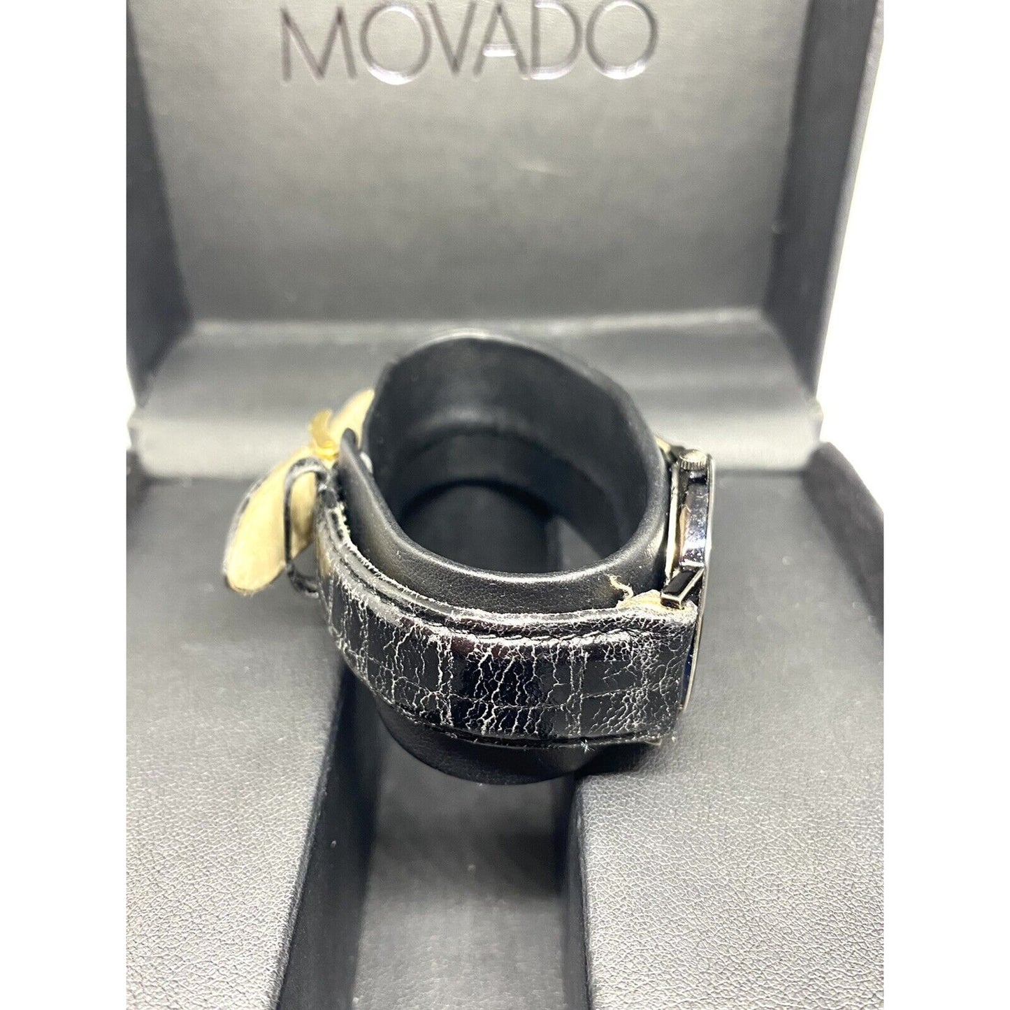 Movado Museum Ultra slim Thin Black Dial Quartz Watch 84.C6.882.2.A BOX!