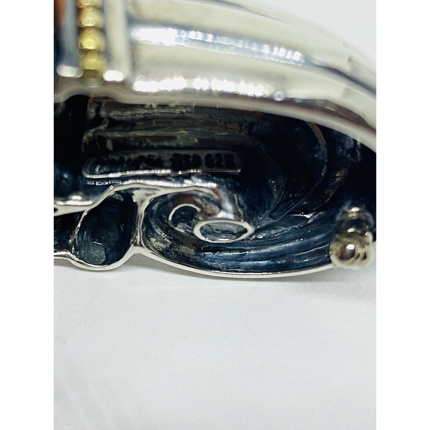 Vintage Lagos Caviar Sterling Silver 18K Gold Fluted Scroll Brooch XL 2” Long