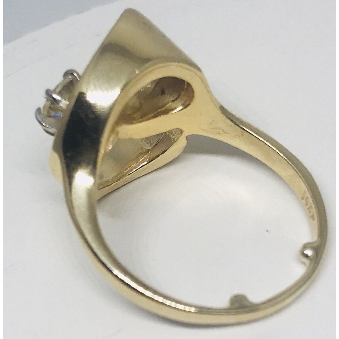 Signed Treasure .36 ct Round Diamond 14k Yellow Gold Ring