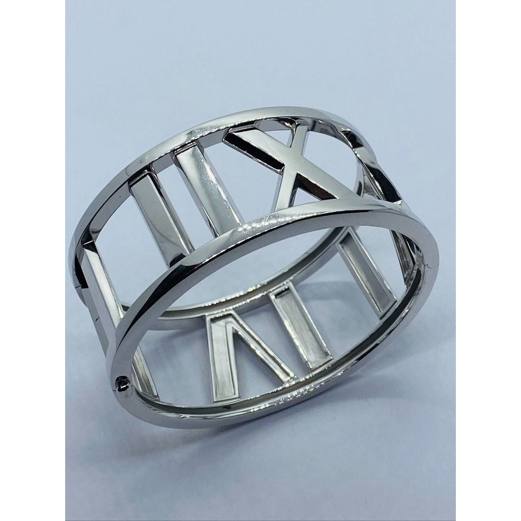 TIFFANY & CO Atlas 18K White Gold Wide Bangle Bracelet 79.4 grams 6.5" 30 mm