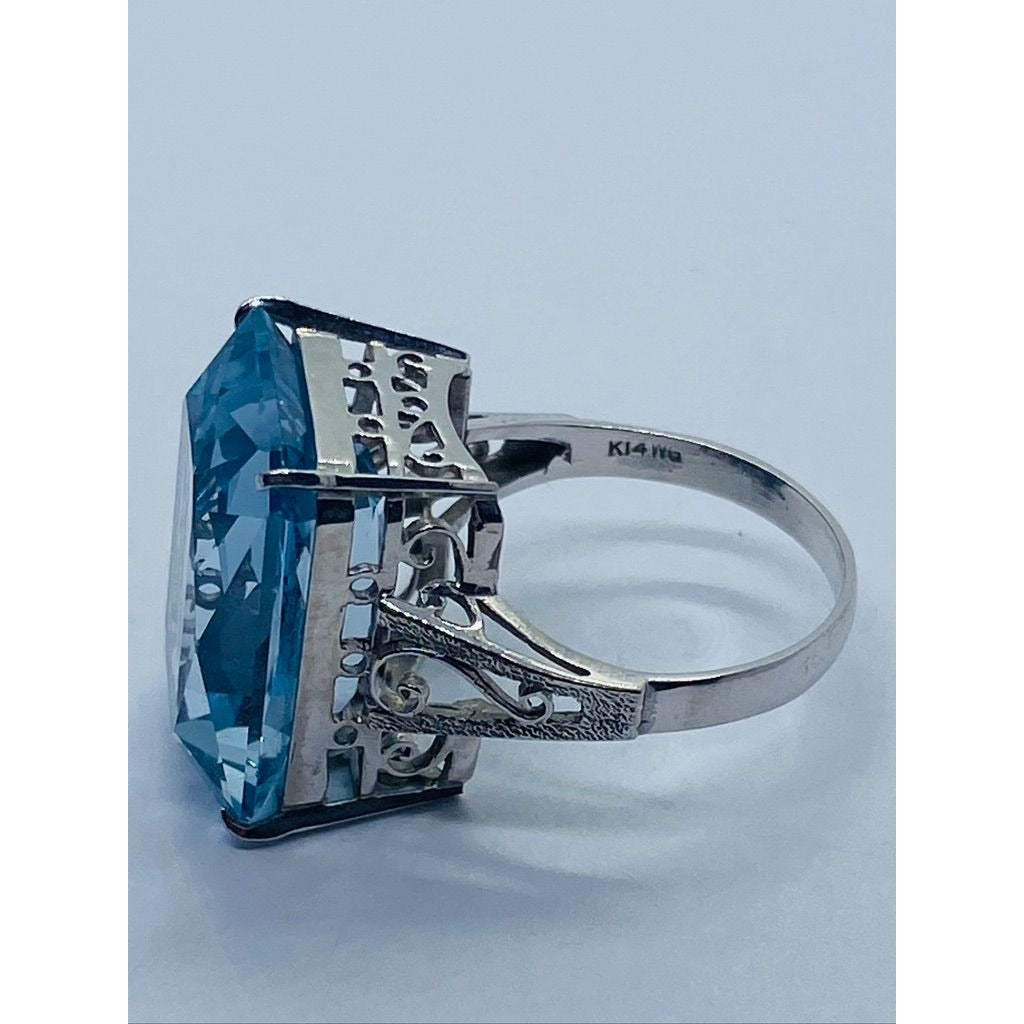 Ladies 14K White Gold Jumbo 18 x 13.5mm Aquamarine Ring