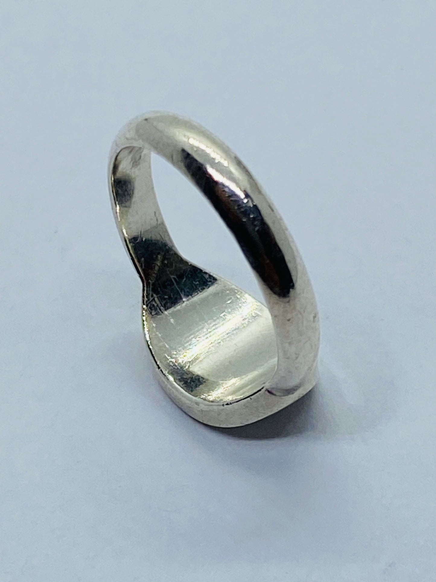 Please Return To Tiffany & Co Sterling Silver Oval Signet Band Ring & Pouch 6.5