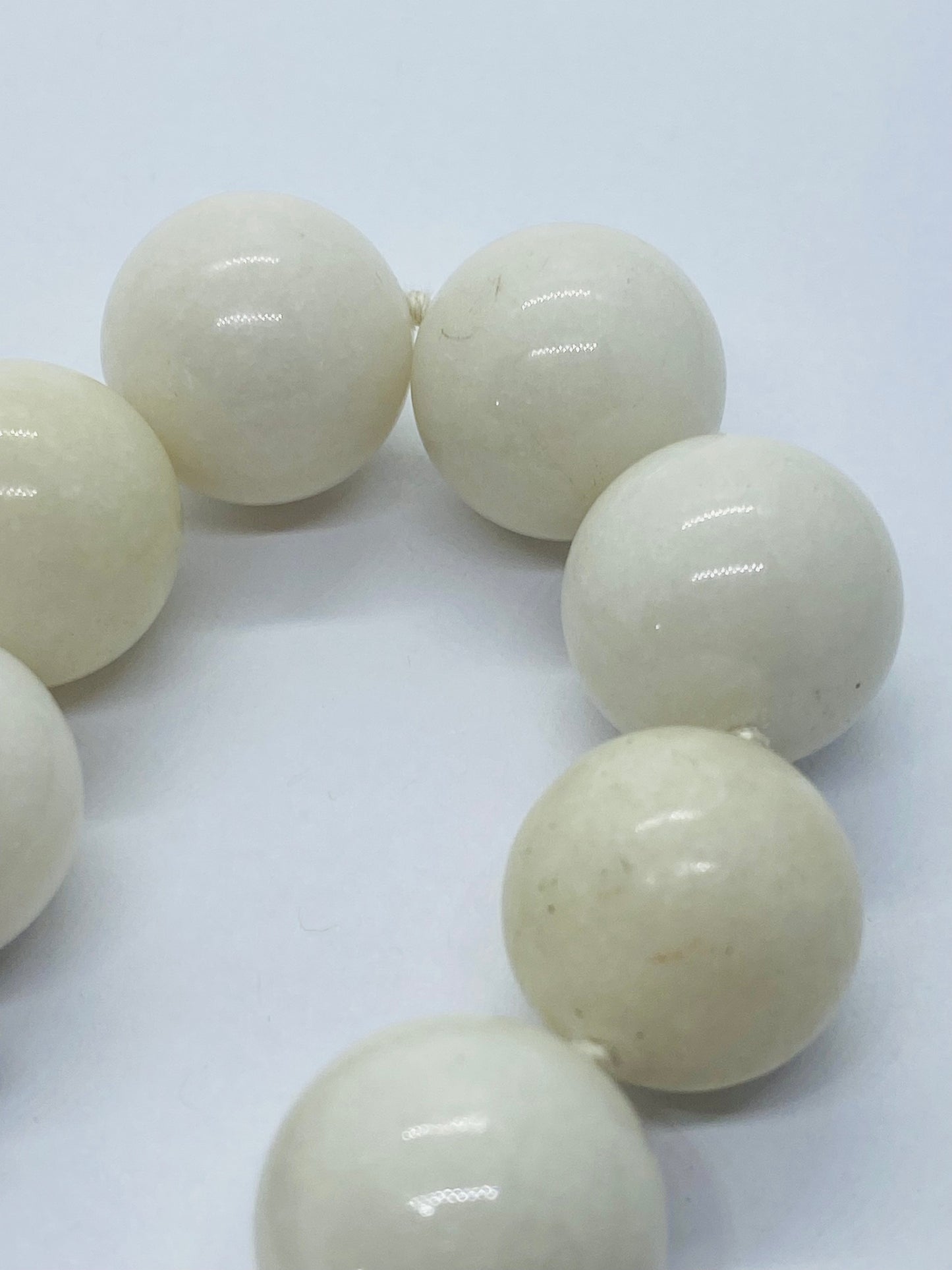 Rare Tiffany & Co. 925 Silver 18mm Bead White Dolomite 16.5” Necklace pouch Box
