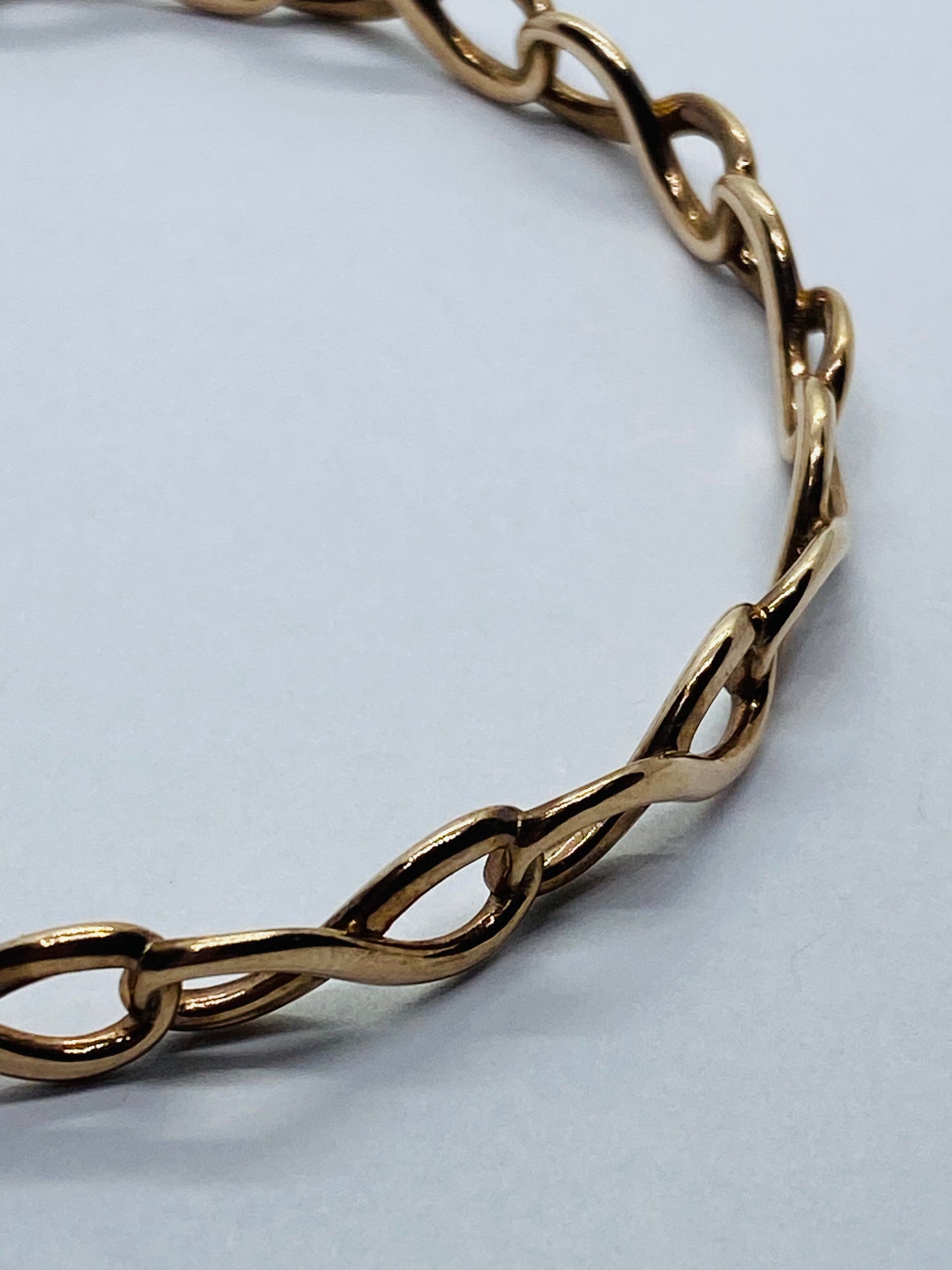 Rare Tiffany & Co Infinity Rubedo Bangle 7.75” Bracelet w Box/ Pouch 6.5mm Wide