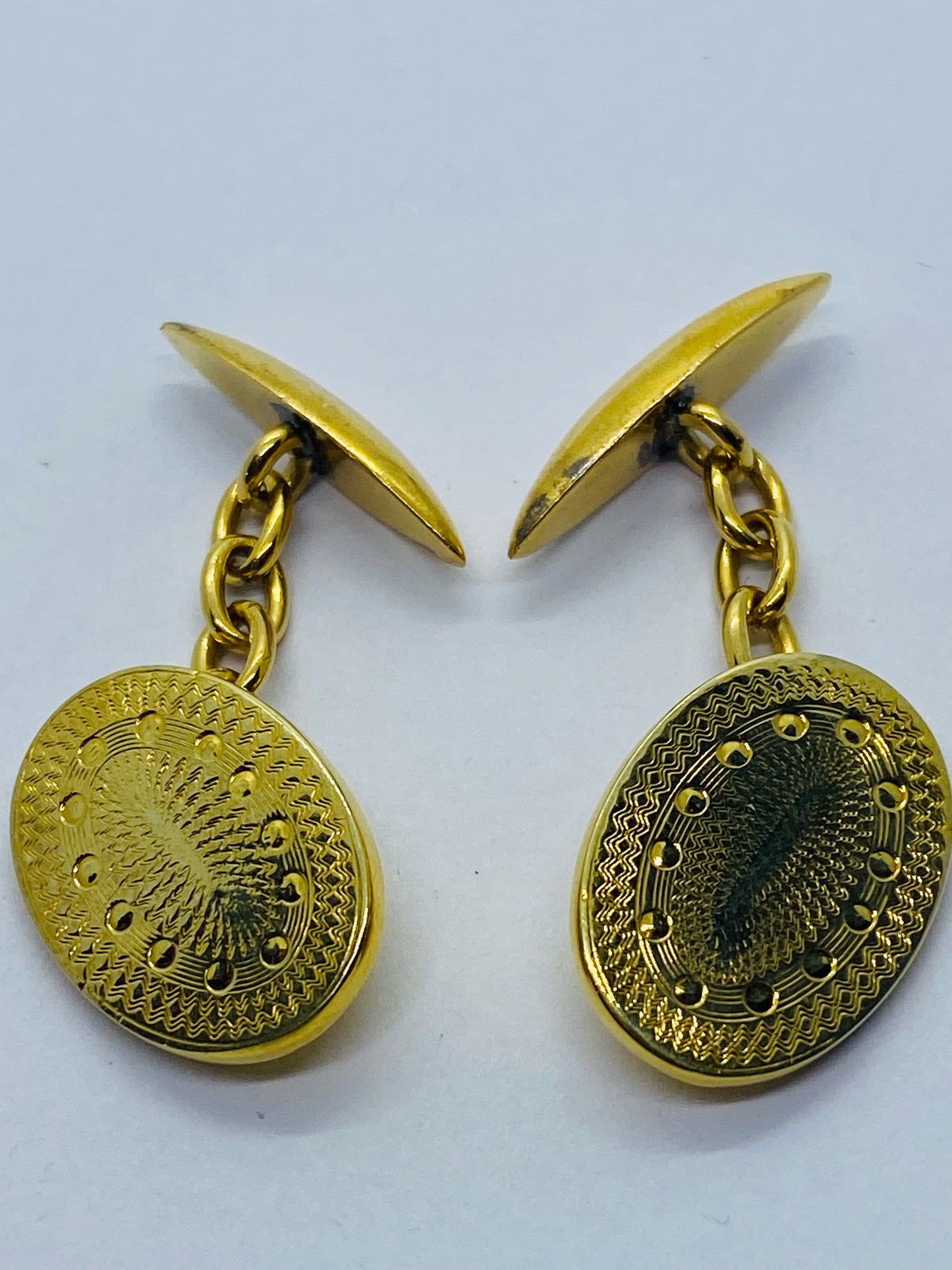 Rare Vintage Tiffany & Co. 18K Yellow Gold texture Oval Cuff Links