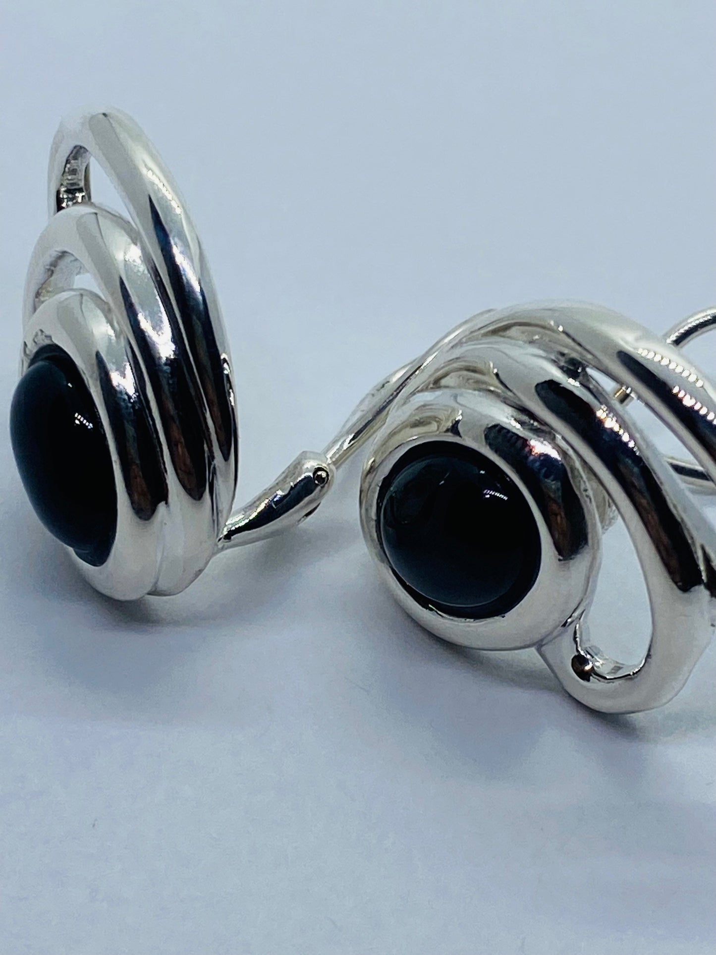 Tiffany & Co. Vintage Sterling Silver Onyx Spray Splash Clip On Earrings 1984