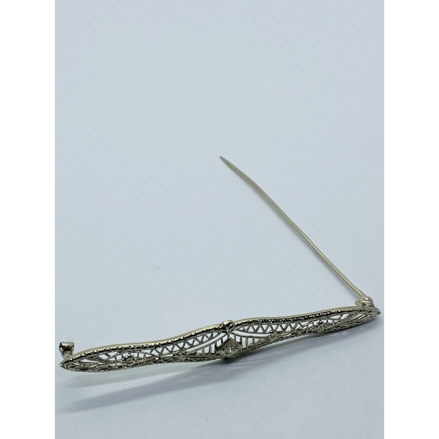 10K White Gold Diamond Filigree Brooch/Pin Vintage