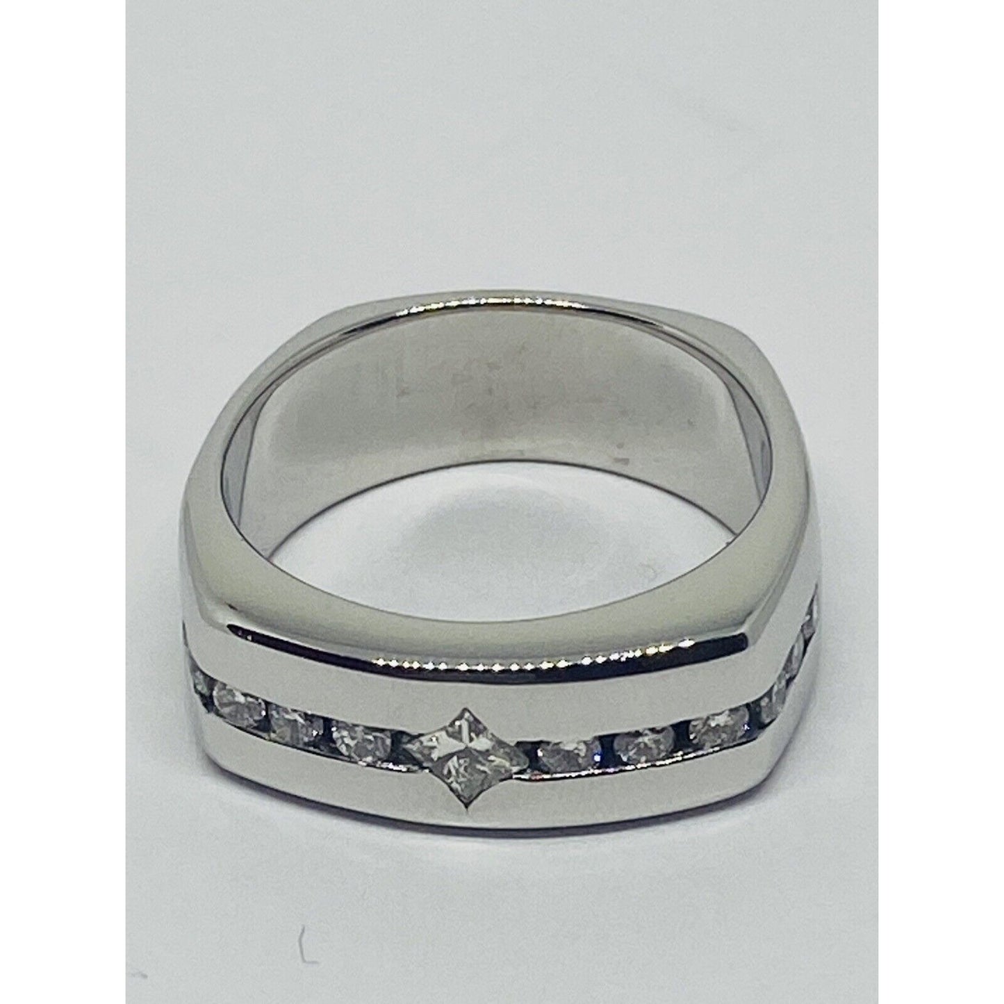 Mens Diamond Ring 14K White Gold Band 8MM Wide. 14.2 Grams, Size 9.5, .39TCW