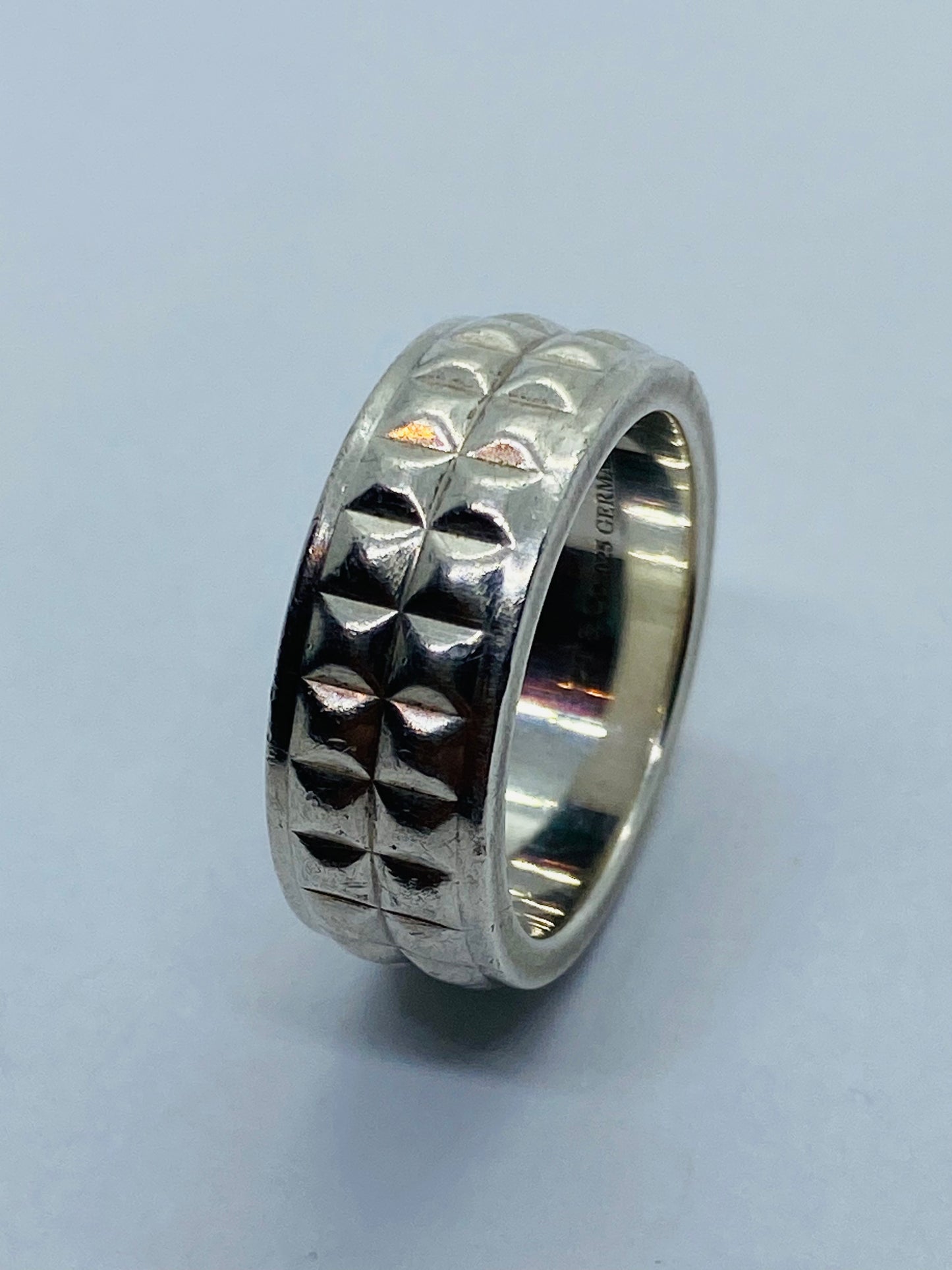 Tiffany & Co. 925 Sterling Silver Ring Studded Band Sise 8 Germany