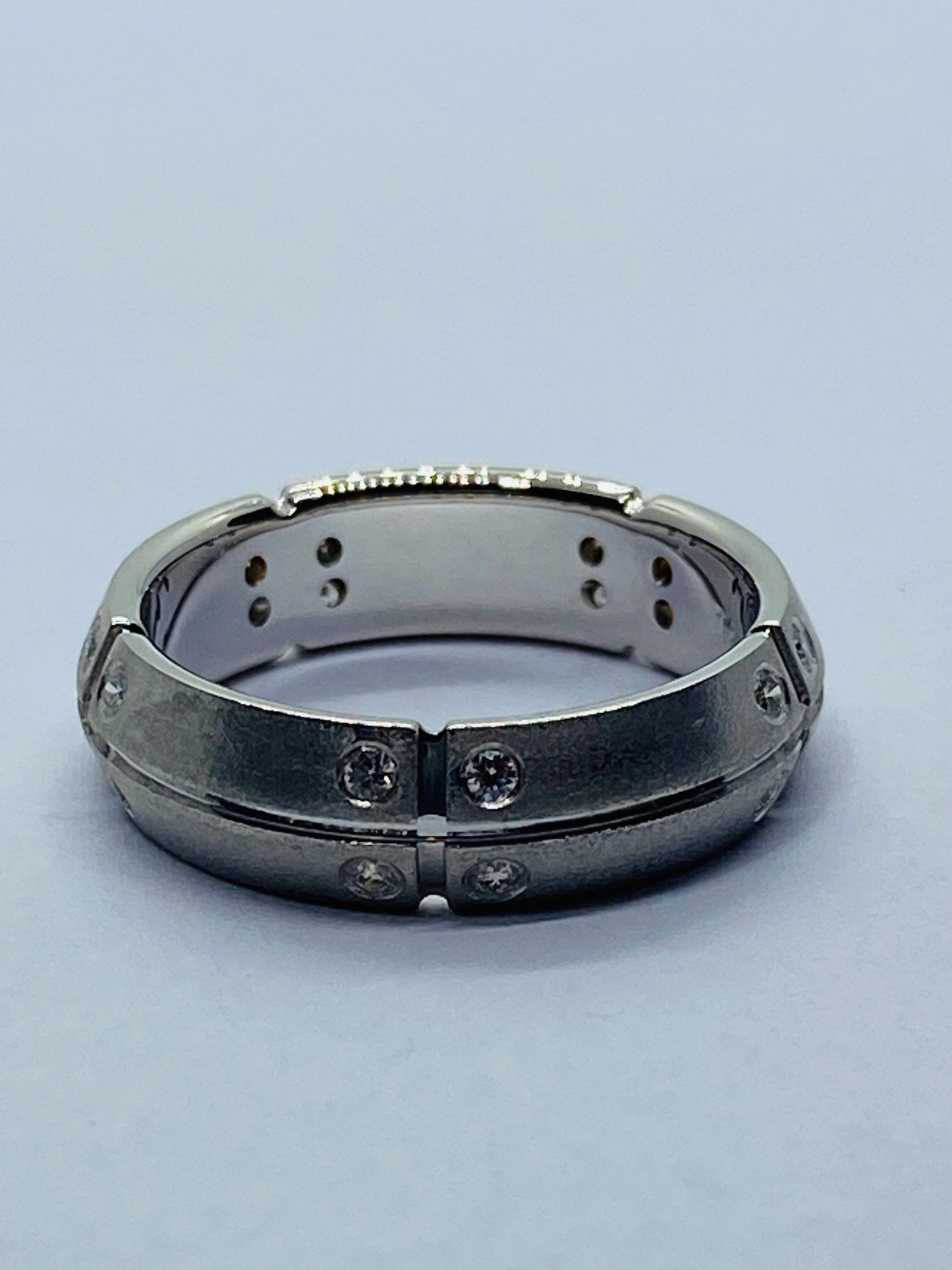 Tiffany & Co. 2000 Stream America 18K White Gold Diamond Band Ring - Size 5