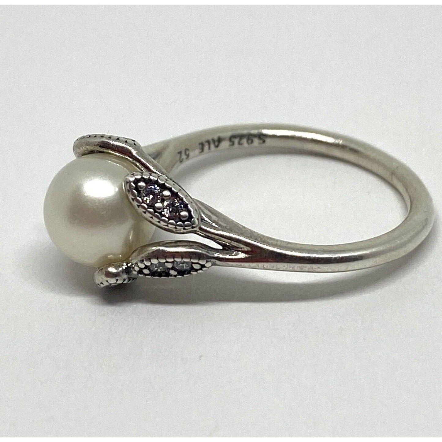Authentic Pandora Luminous Leaves White Pearl Ring USA SIZE 4.75 190967