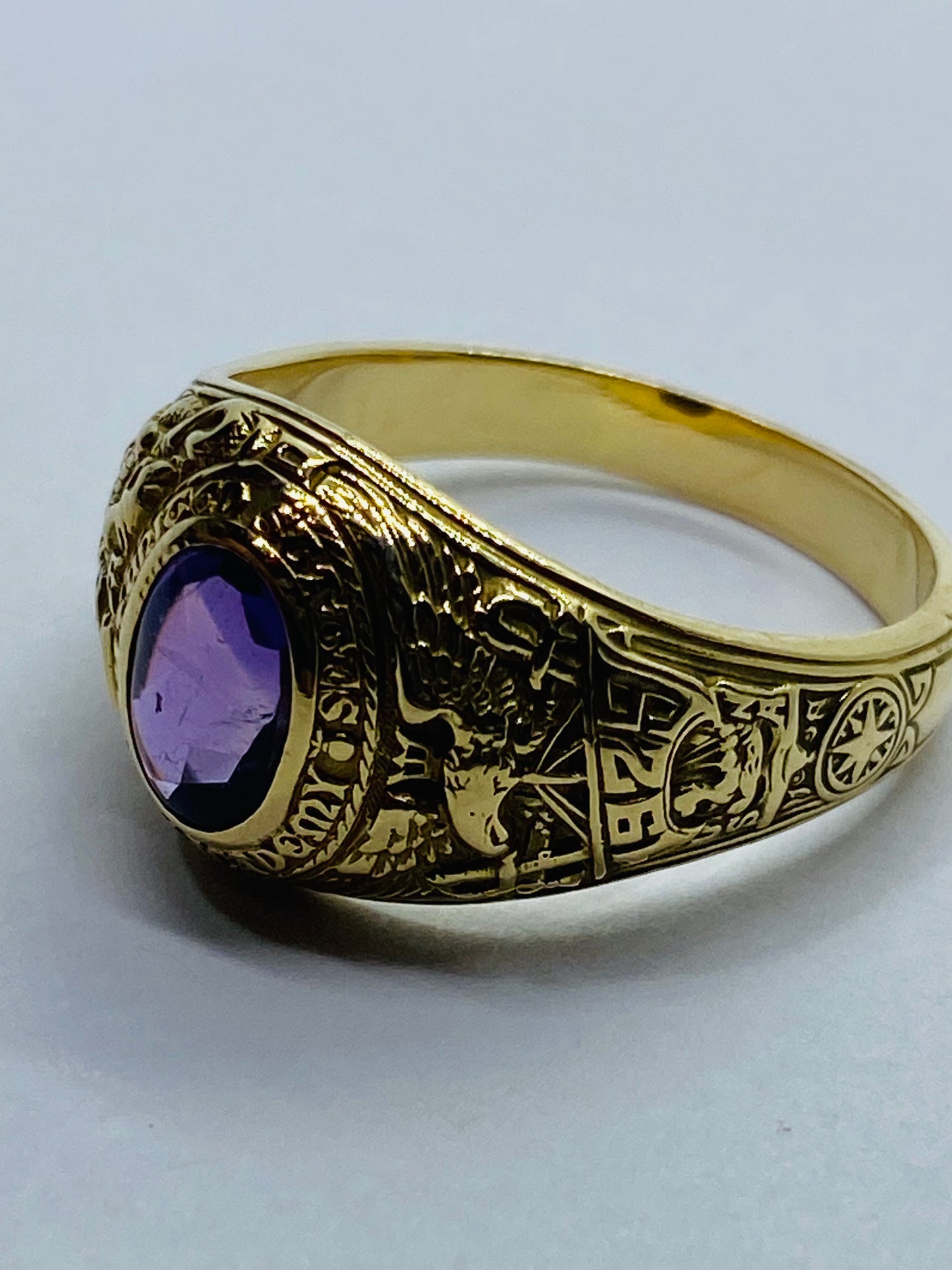 Tiffany & Co 14K Gold Naval Academy Class Ring 1929 Oval Amethyst Size 8.25