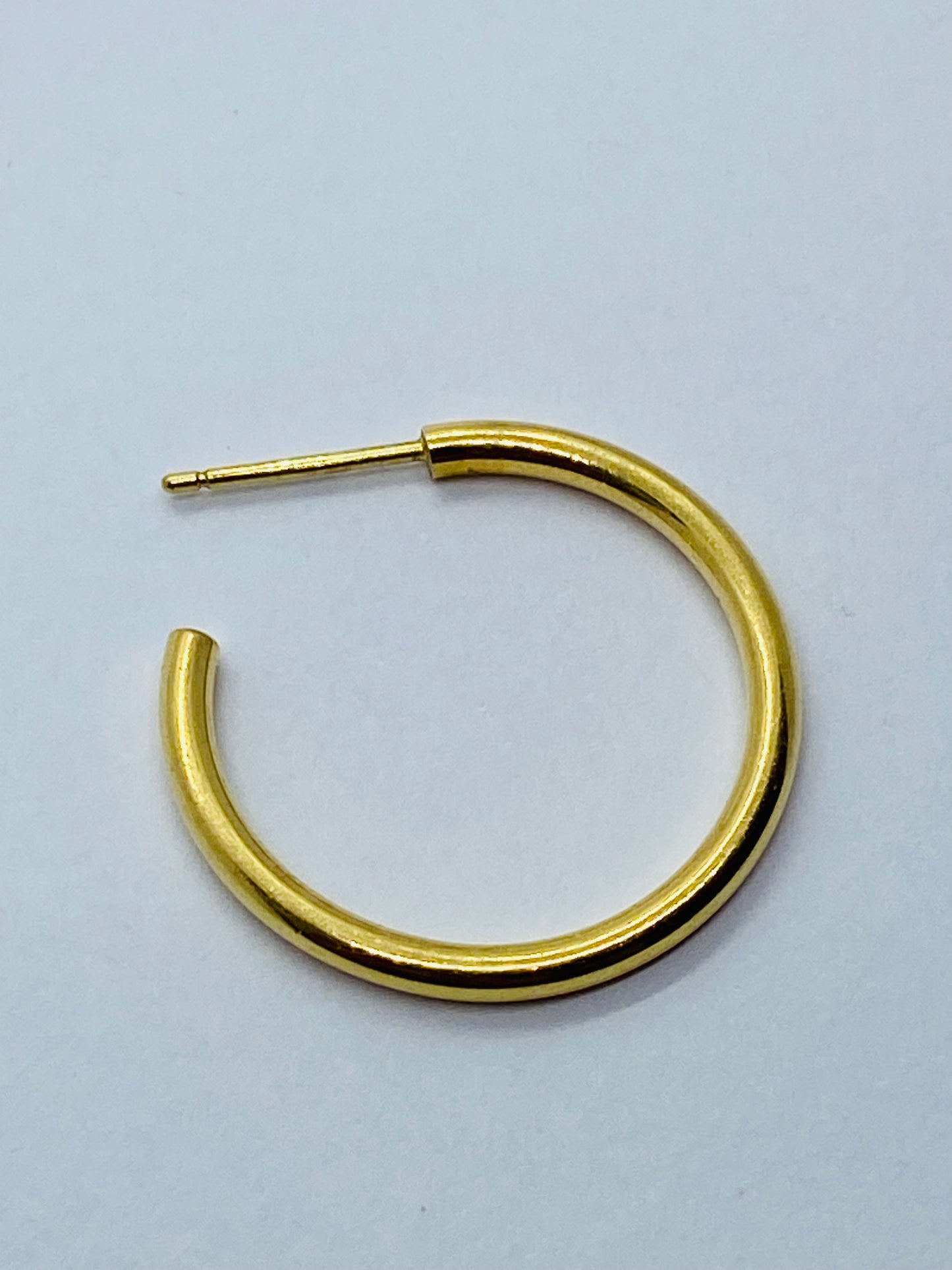 Tiffany & Co 18K Yellow Gold Single Hoop Earring 22MM