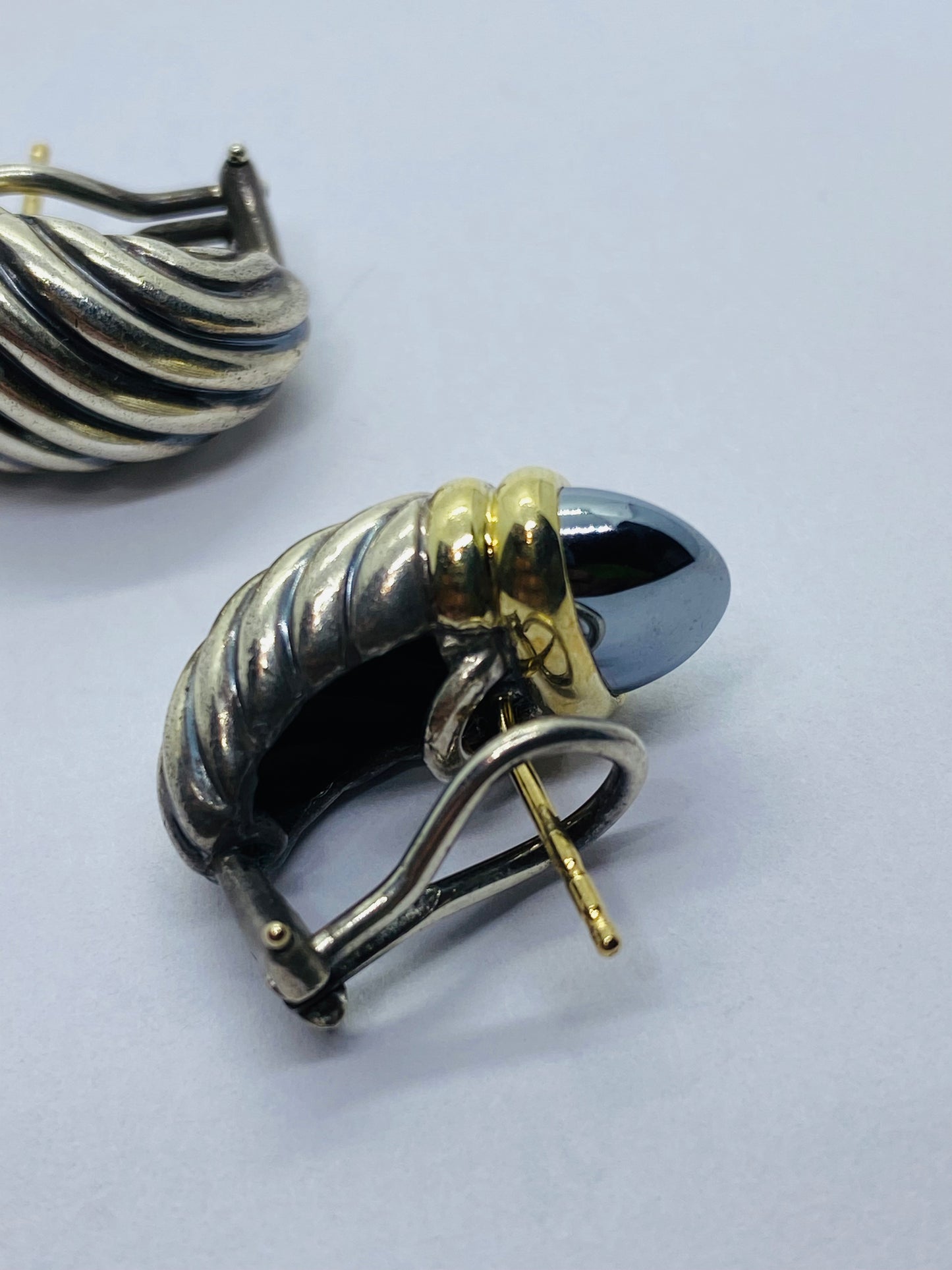 David Yurman 925 Silver 585 Hematite Cable Shrimp Omega Earrings