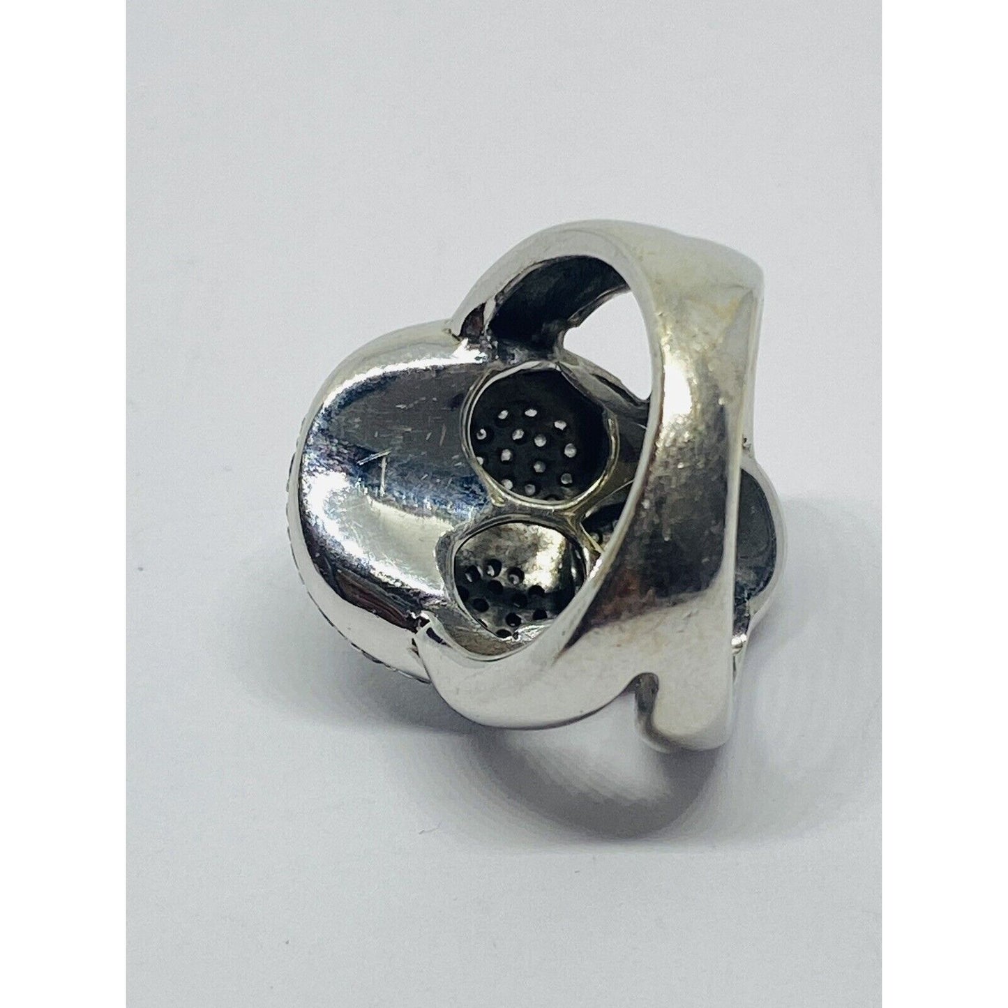 Heavy 14k white gold 1.09ct white and black diamond cluster skull ring size 4.5