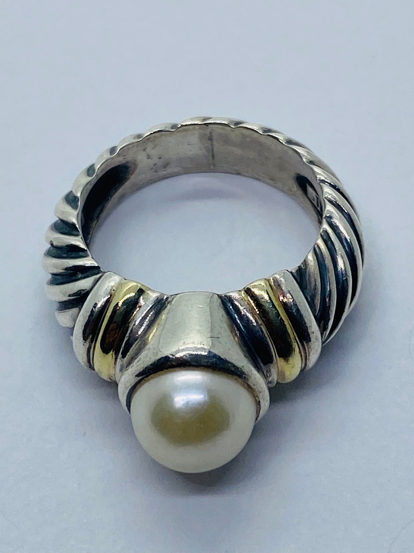 Genuine David Yurman Ring- 14kt/ss With 7.7mm Pearl size 5