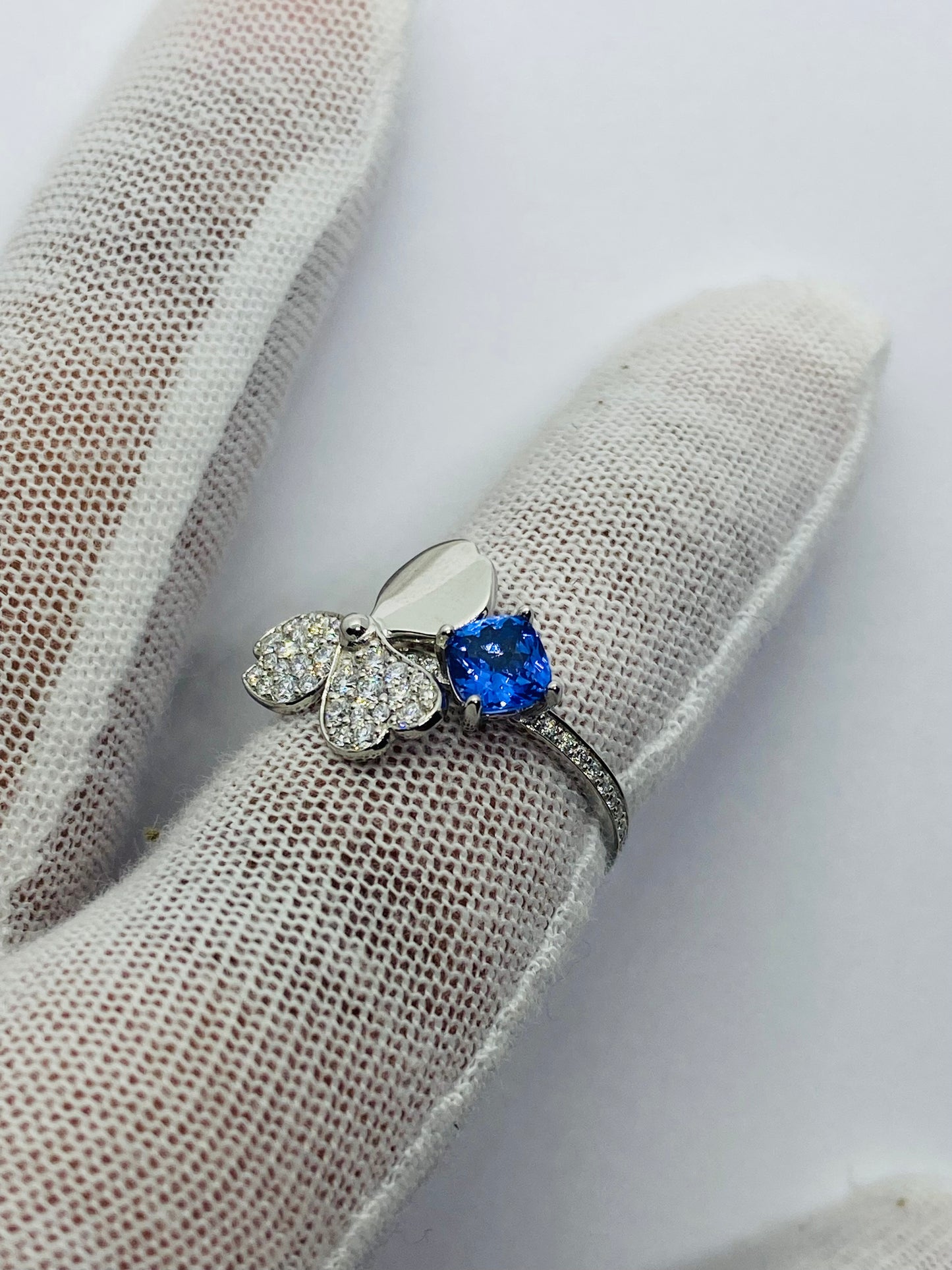 Tiffany Paper Flowers Platinum diamonds and tanzanite flower ring, Size 6