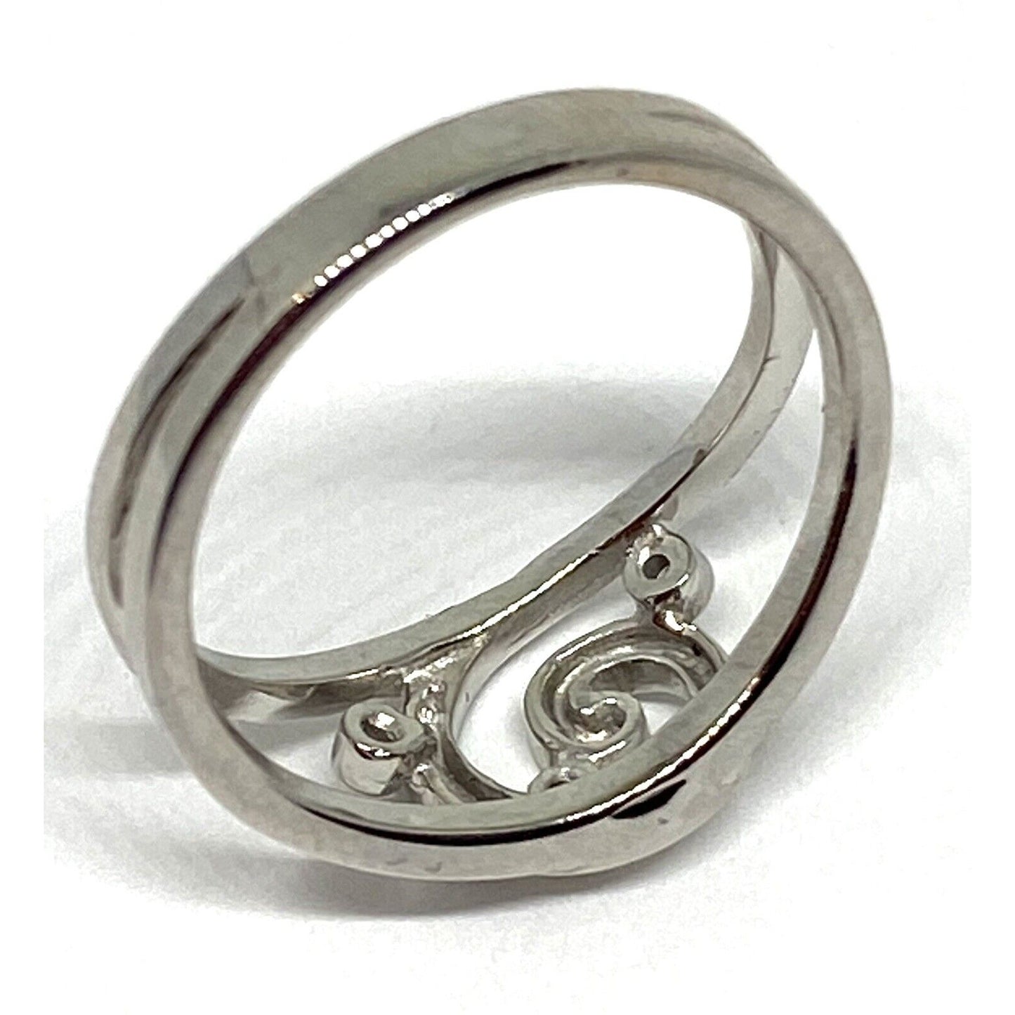 Rare Caharel 0.03ct Diamond 18K Gold Swirl Design Ring