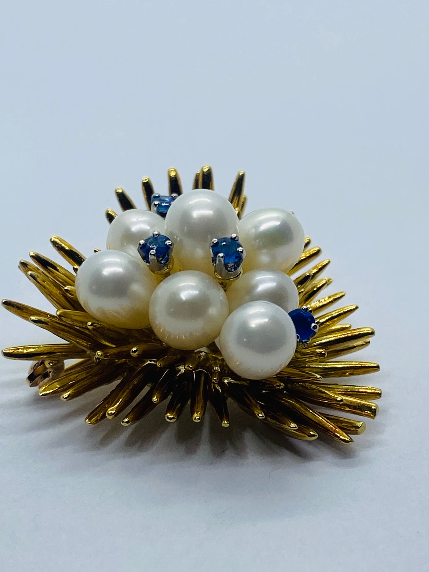 Tiffany & Co. Pearl Sapphire Pin Brooch Heart 18k Yellow Gold Vintage 34x31MM