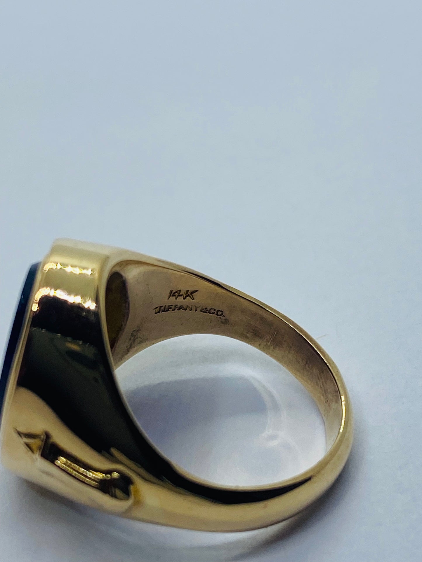 Ethel Walker School Class Ring Tiffany & Co 14K Gold Amethyst Simsbury CT