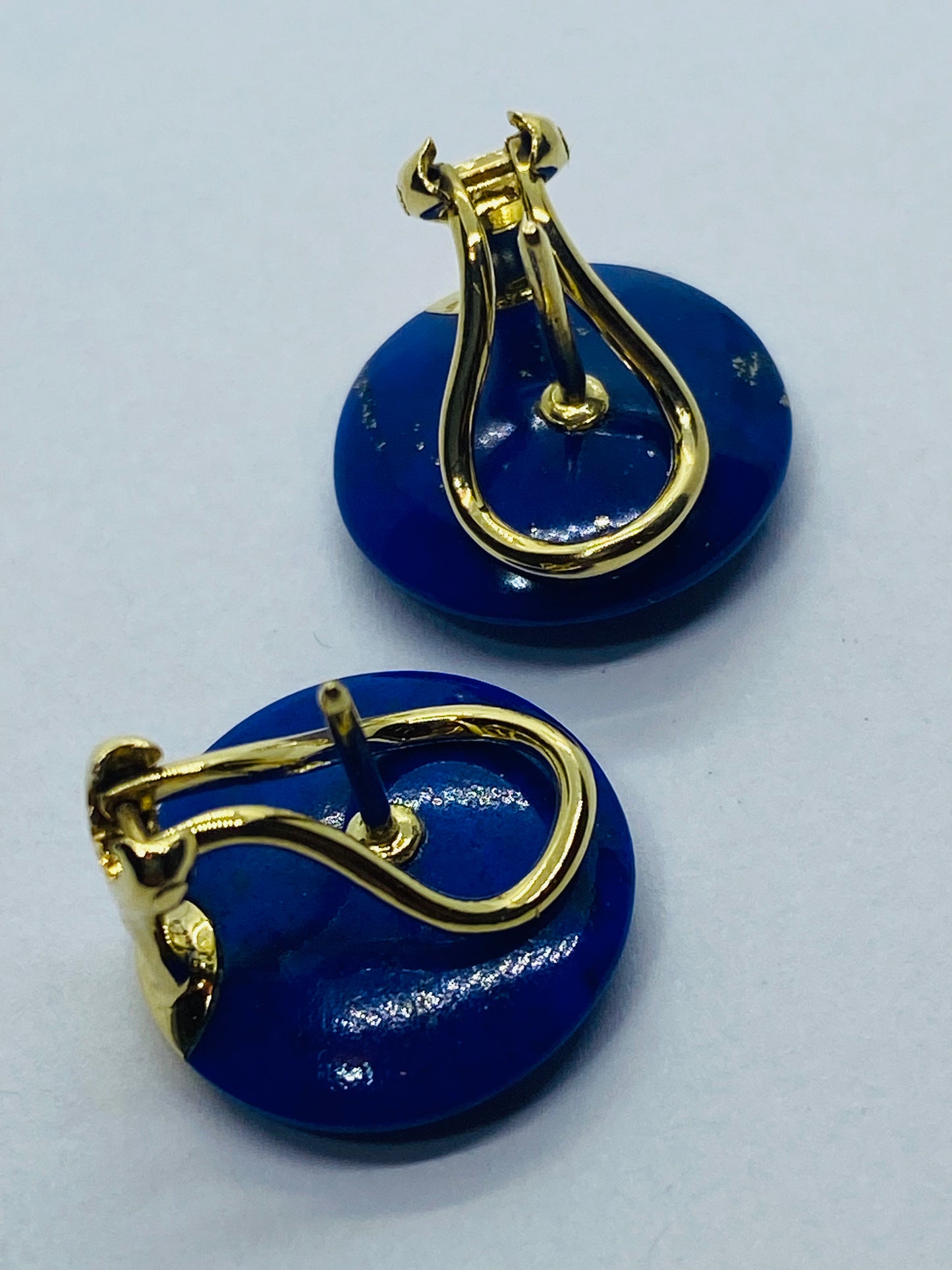 TIFFANY & CO 1976 ANGELA CUMMINGS 18 KT LENTILS EARRINGS WITH LAPIS LAZULI RARE