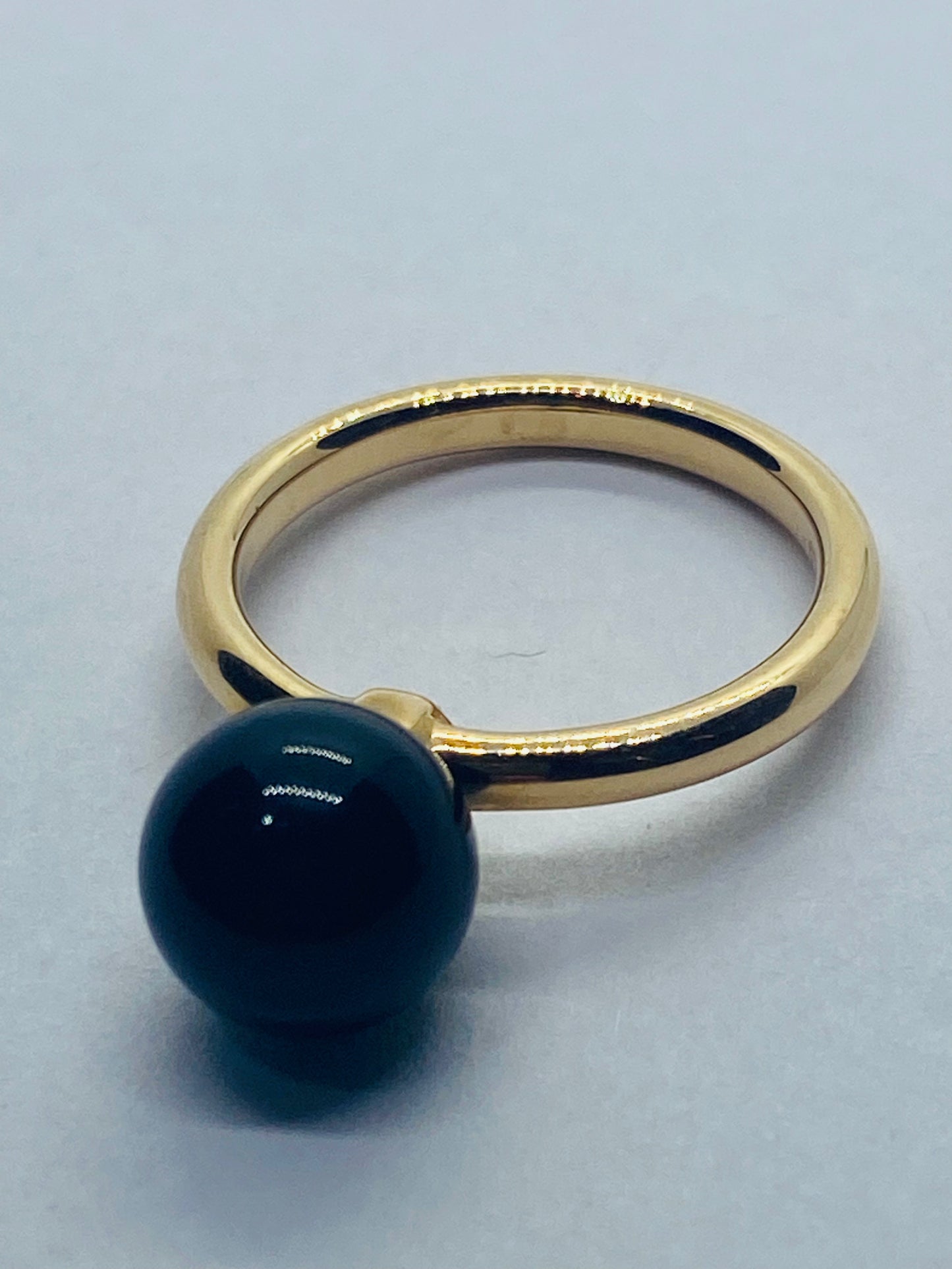 Tiffany & Co 18k Rose Gold Onyx Bead Ring Hardwear Size 4, 7.5mm Onyx Ball Pouch