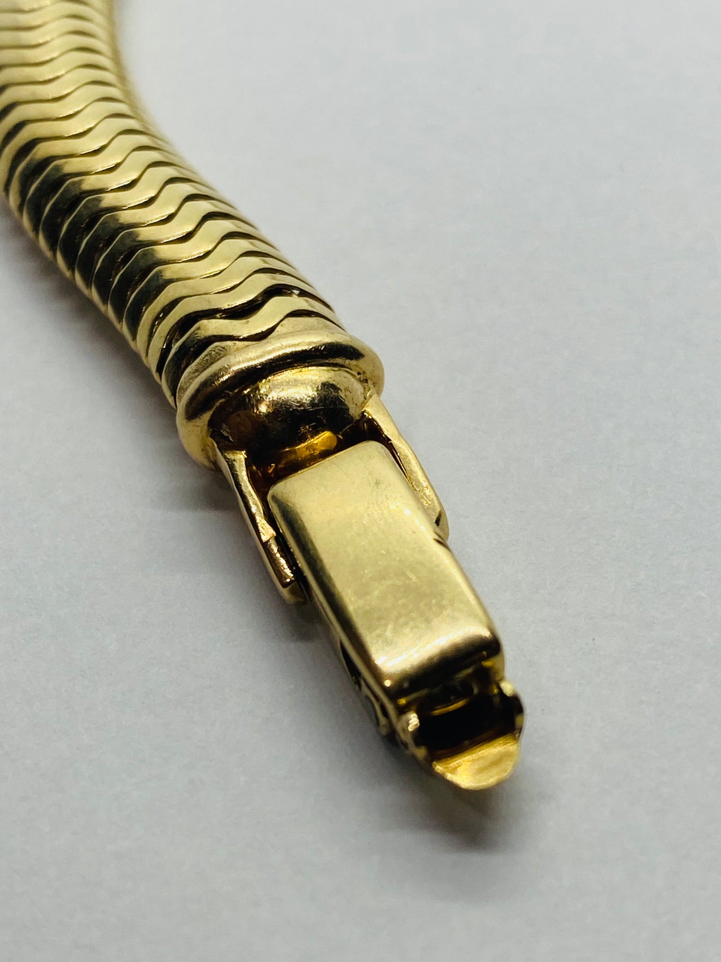 VINTAGE TIFFANY & CO 14k GOLD BRACELET SNAKE FLEX 9.5MM WIDE 6 5/8” Long