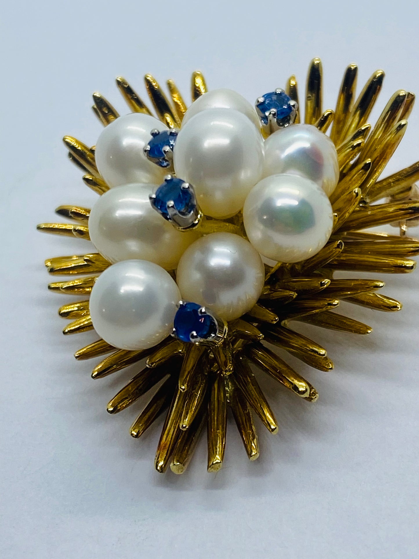 Tiffany & Co. Pearl Sapphire Pin Brooch Heart 18k Yellow Gold Vintage 34x31MM