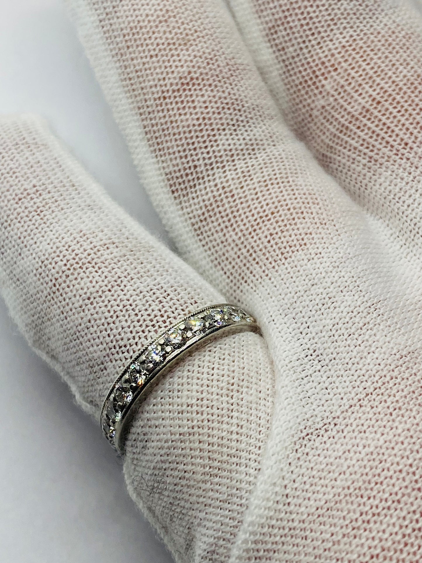 $7350 TIFFANY & CO. PLATINUM ROUND DIAMOND ETERNITY FROM LEGACY 1.21CT 3.2MM 5.5