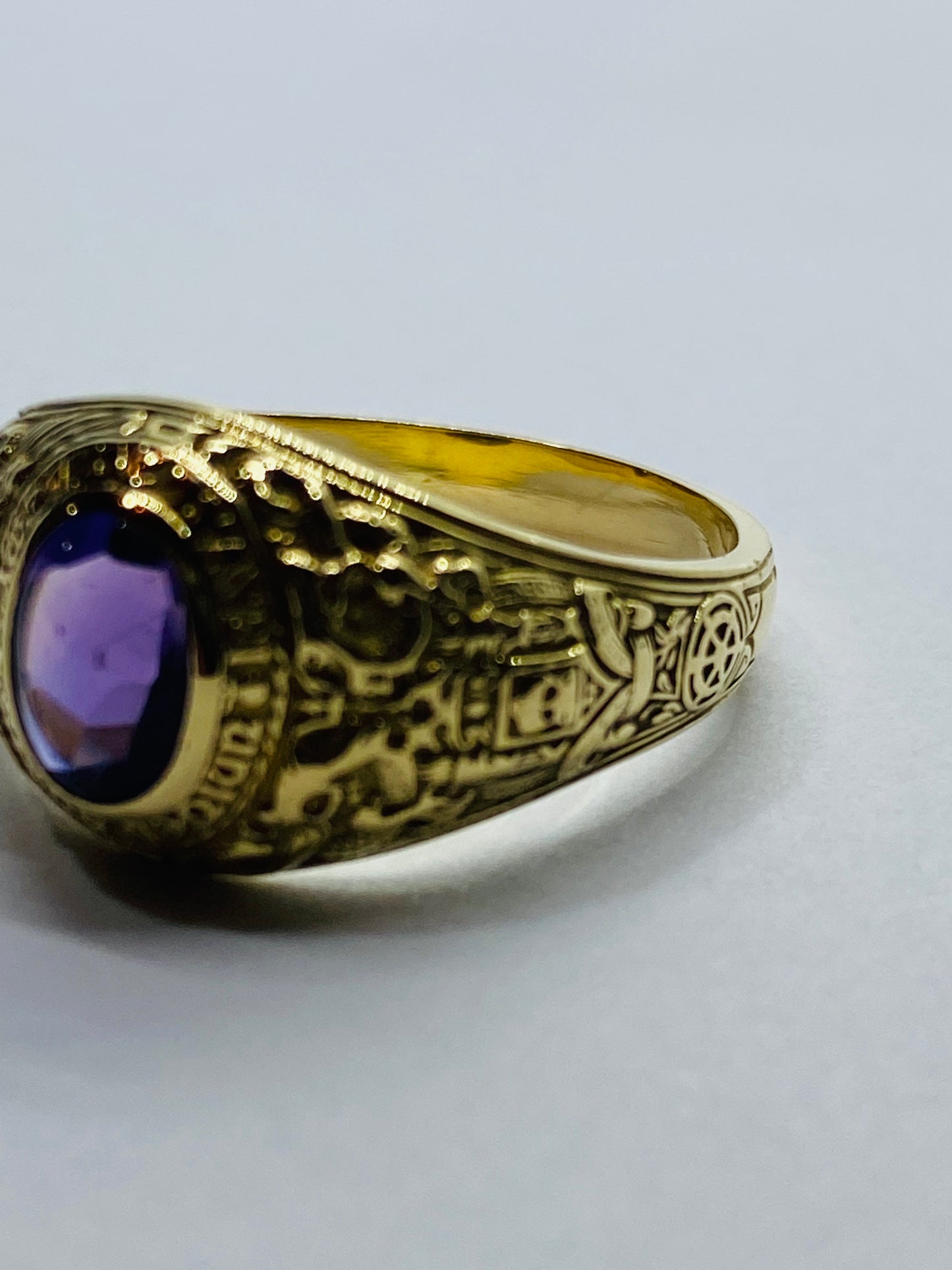 Tiffany & Co 14K Gold Naval Academy Class Ring 1929 Oval Amethyst Size 8.25