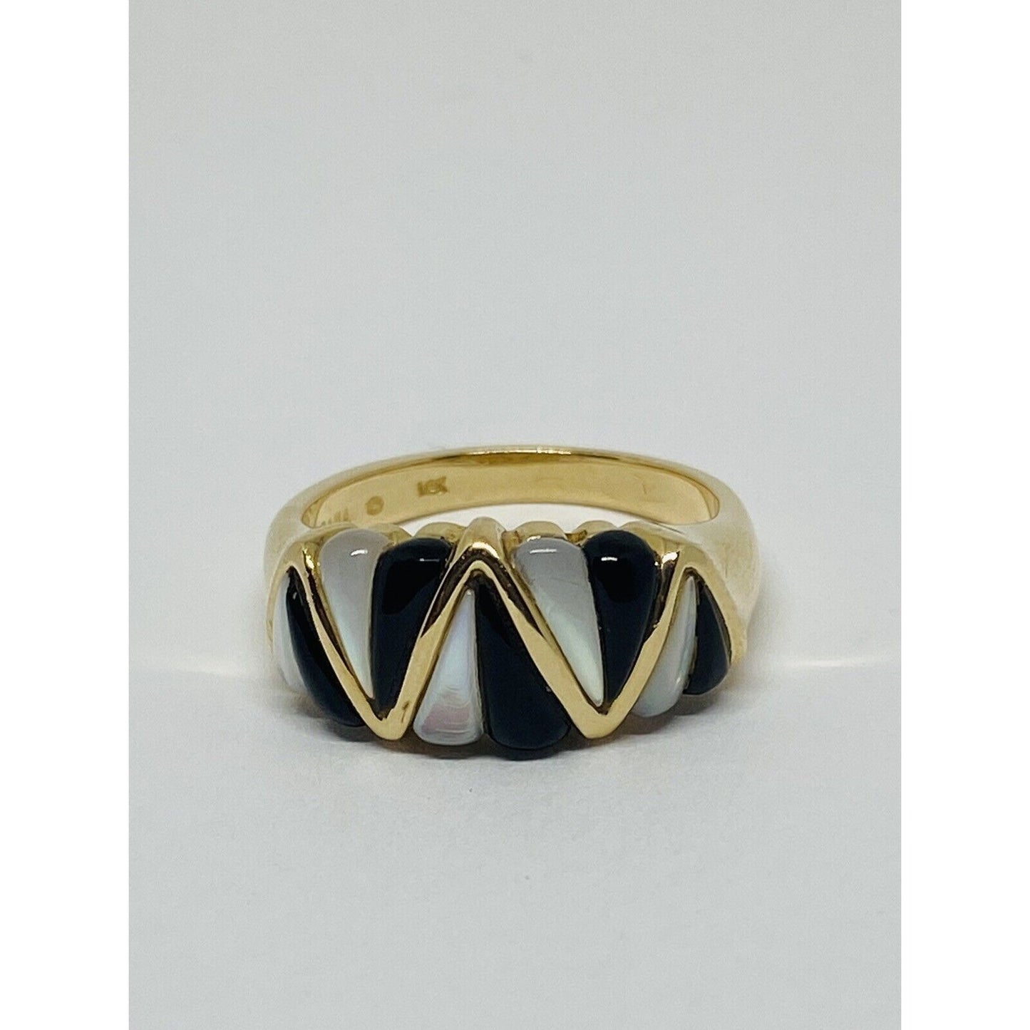 Kabana 14K Yellow Gold Mother Of Pearl Inlay Black Onyx Cocktail Ring
