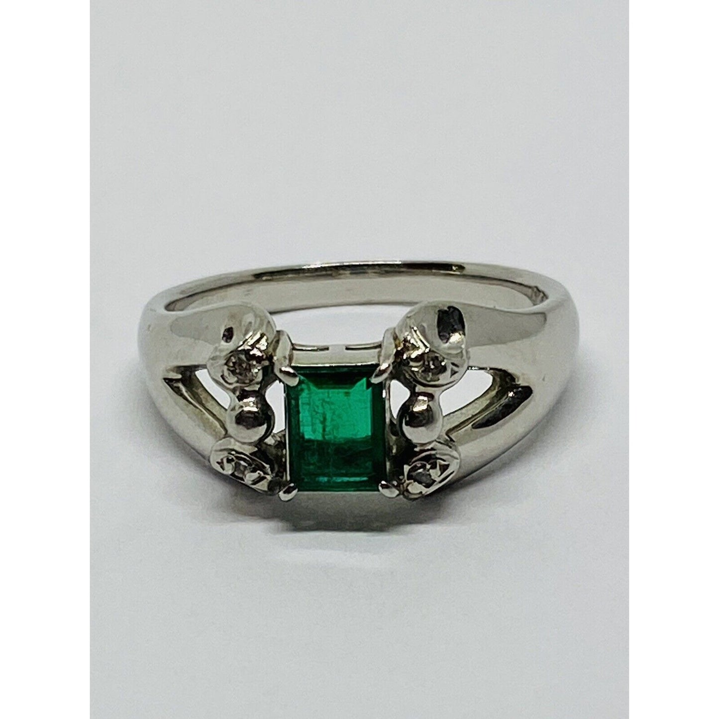 Platinum 900 Emerald And Diamond Ring .38 ct emerald Size 7.25 6.8 Grams